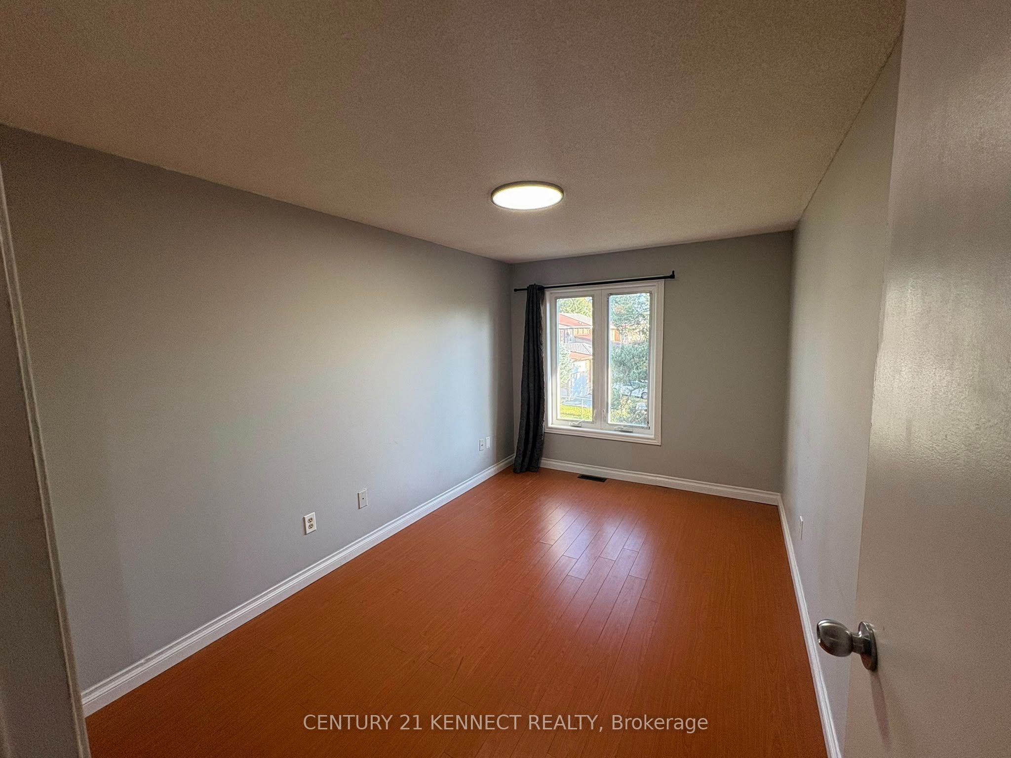 68 Larksmere Court Property Photo 11