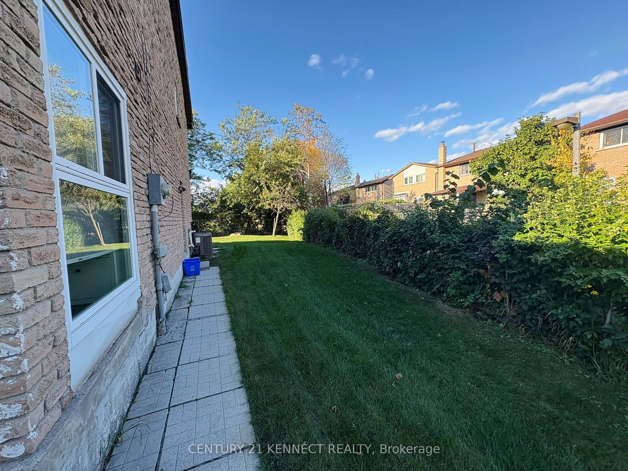 68 Larksmere Court Property Photo 17