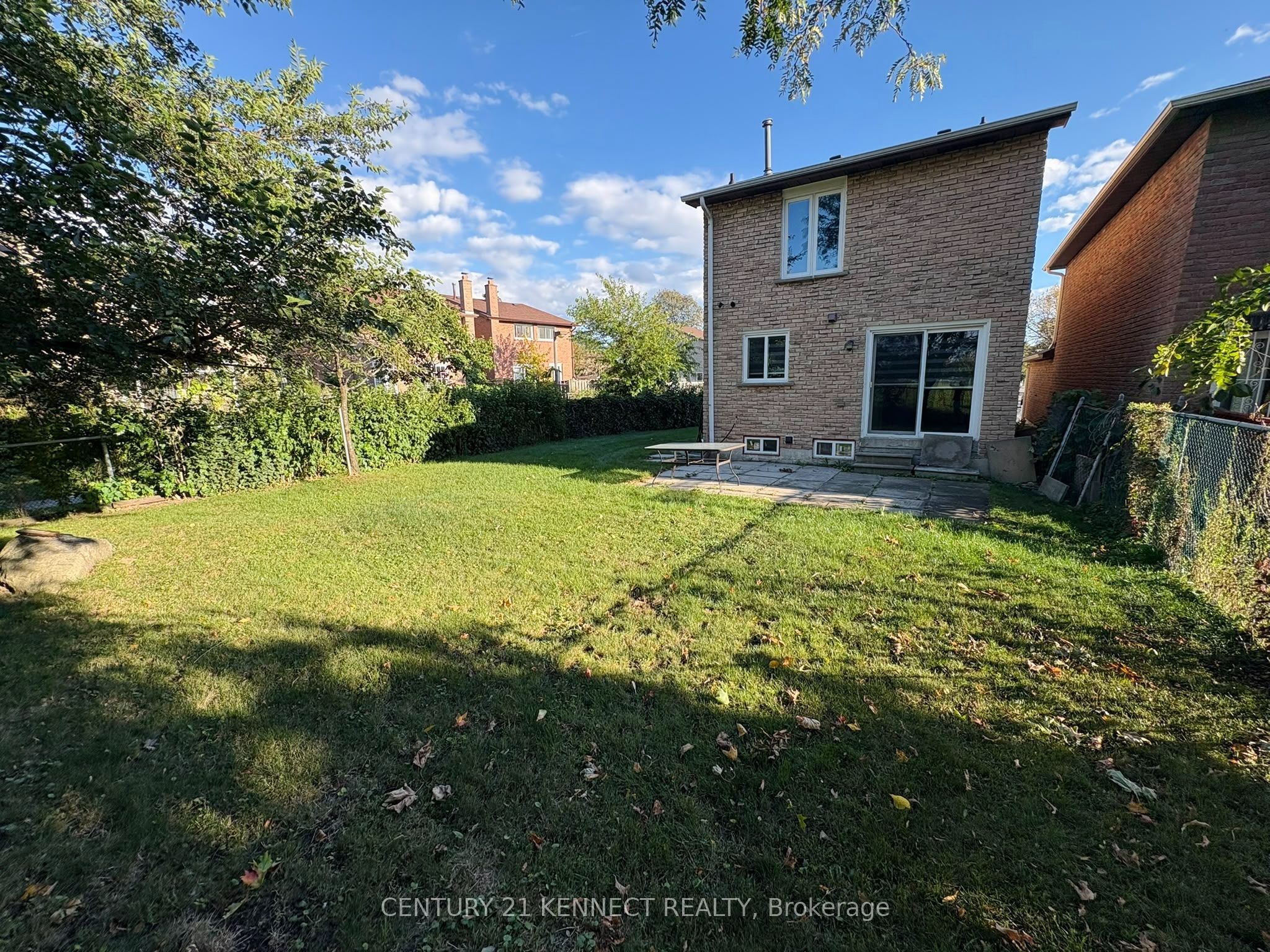 68 Larksmere Court Property Photo 18