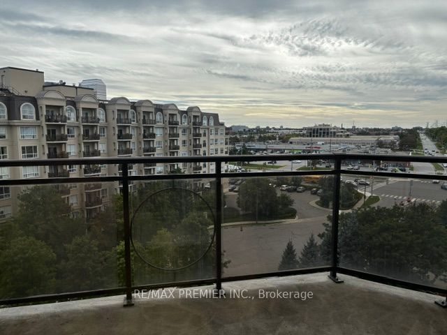 2 Maison Parc Court 712 Property Photo 10