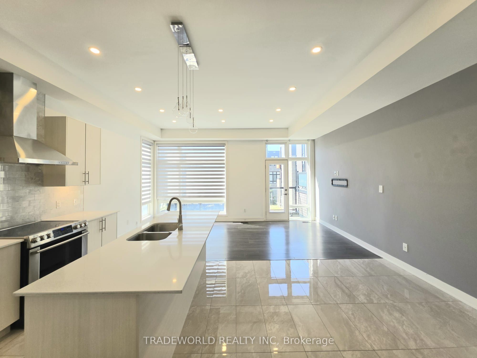 59 Carpaccio Avenue Property Photo 3
