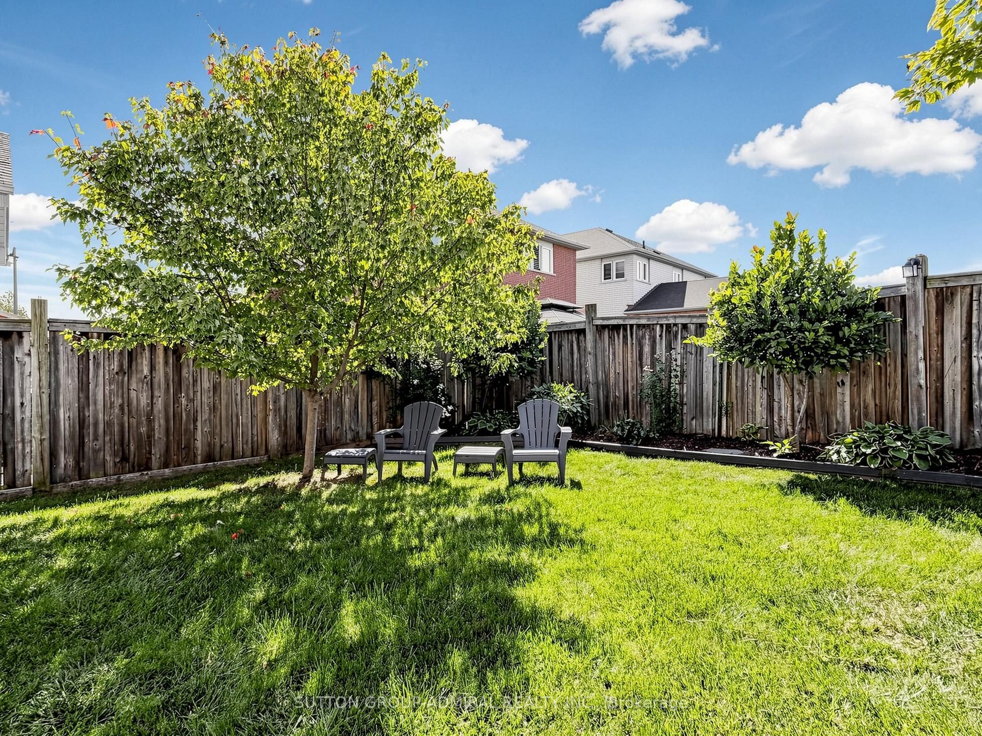 10 Silver Oaks Boulevard Property Photo 32
