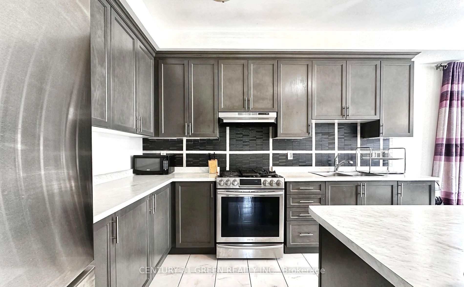21 Tupling Street Property Photo 12