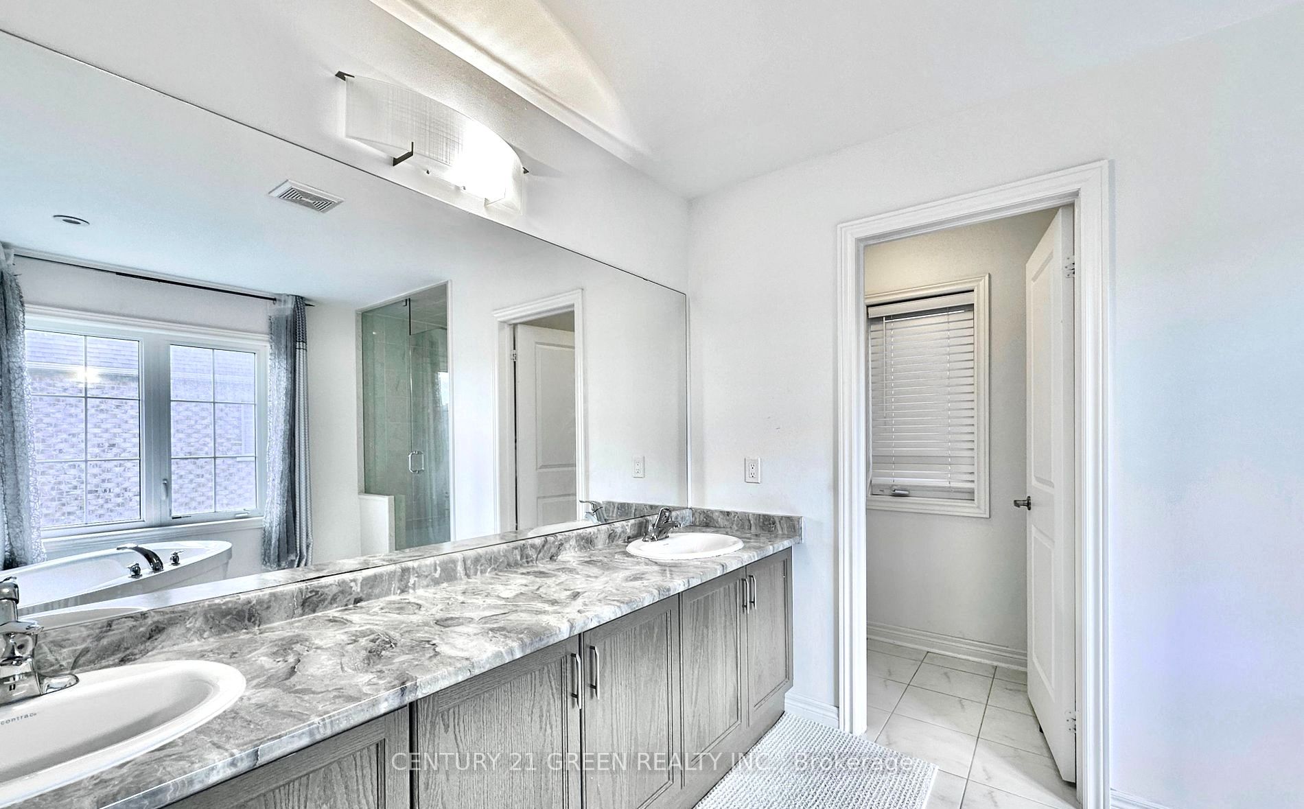 21 Tupling Street Property Photo 23