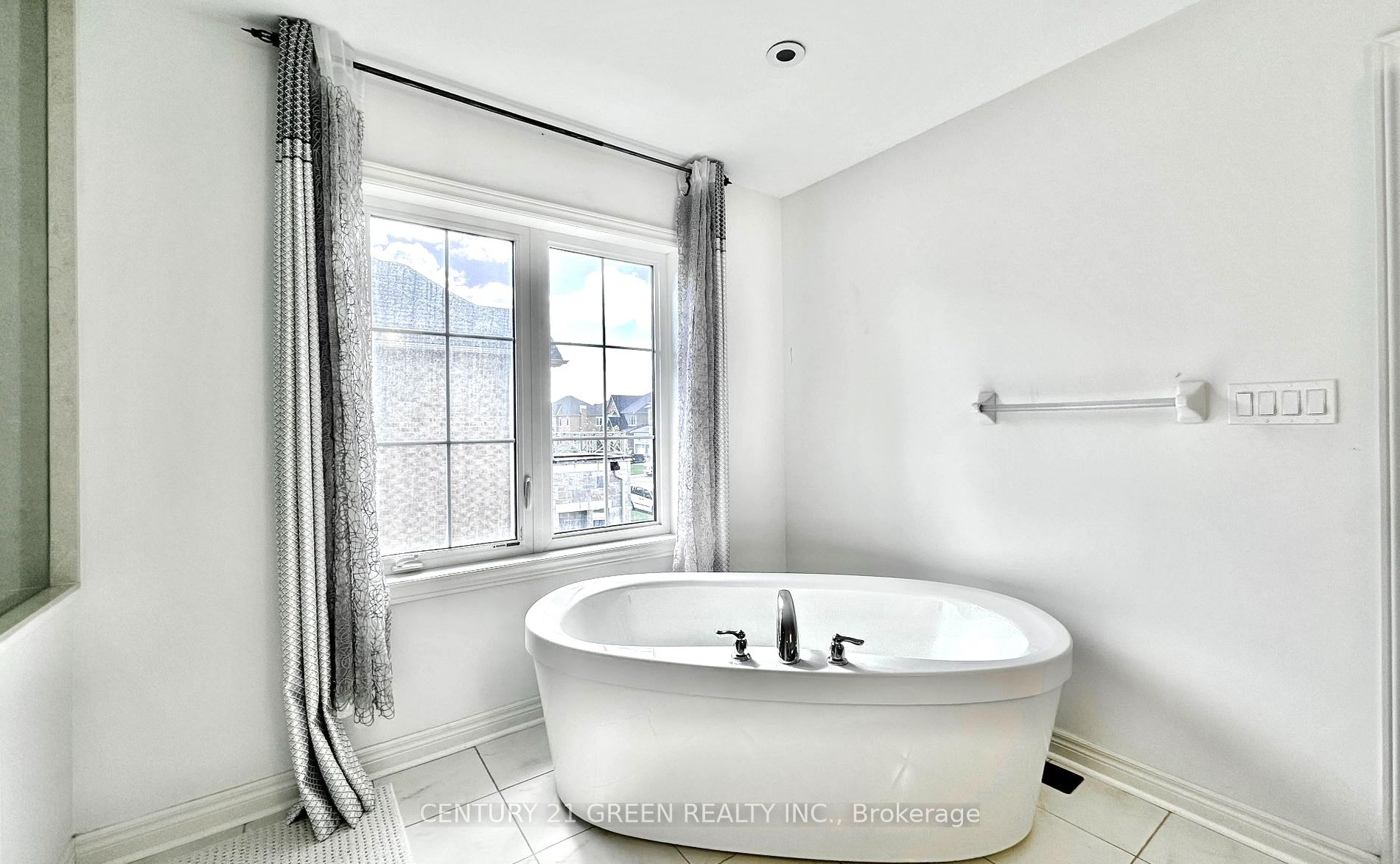 21 Tupling Street Property Photo 24