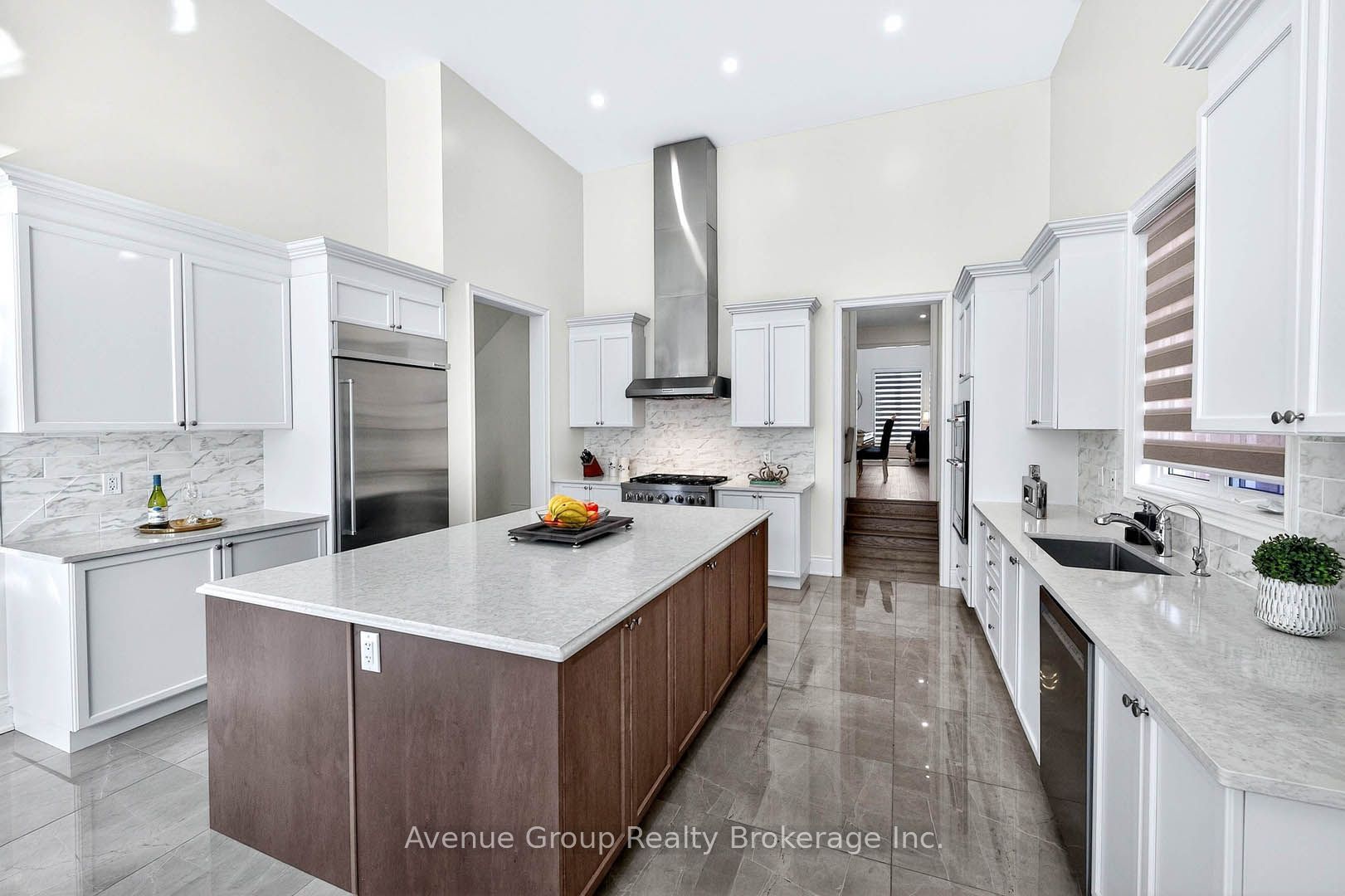 200 Farrell Road Property Photo 15