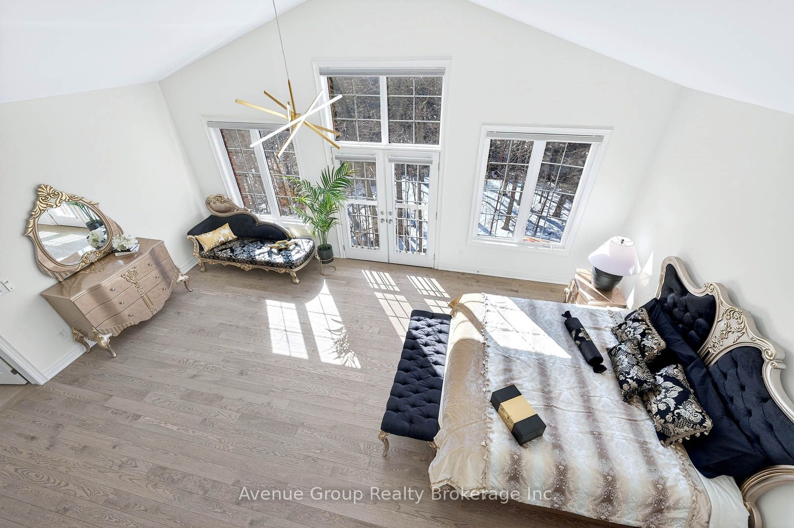 200 Farrell Road Property Photo 34