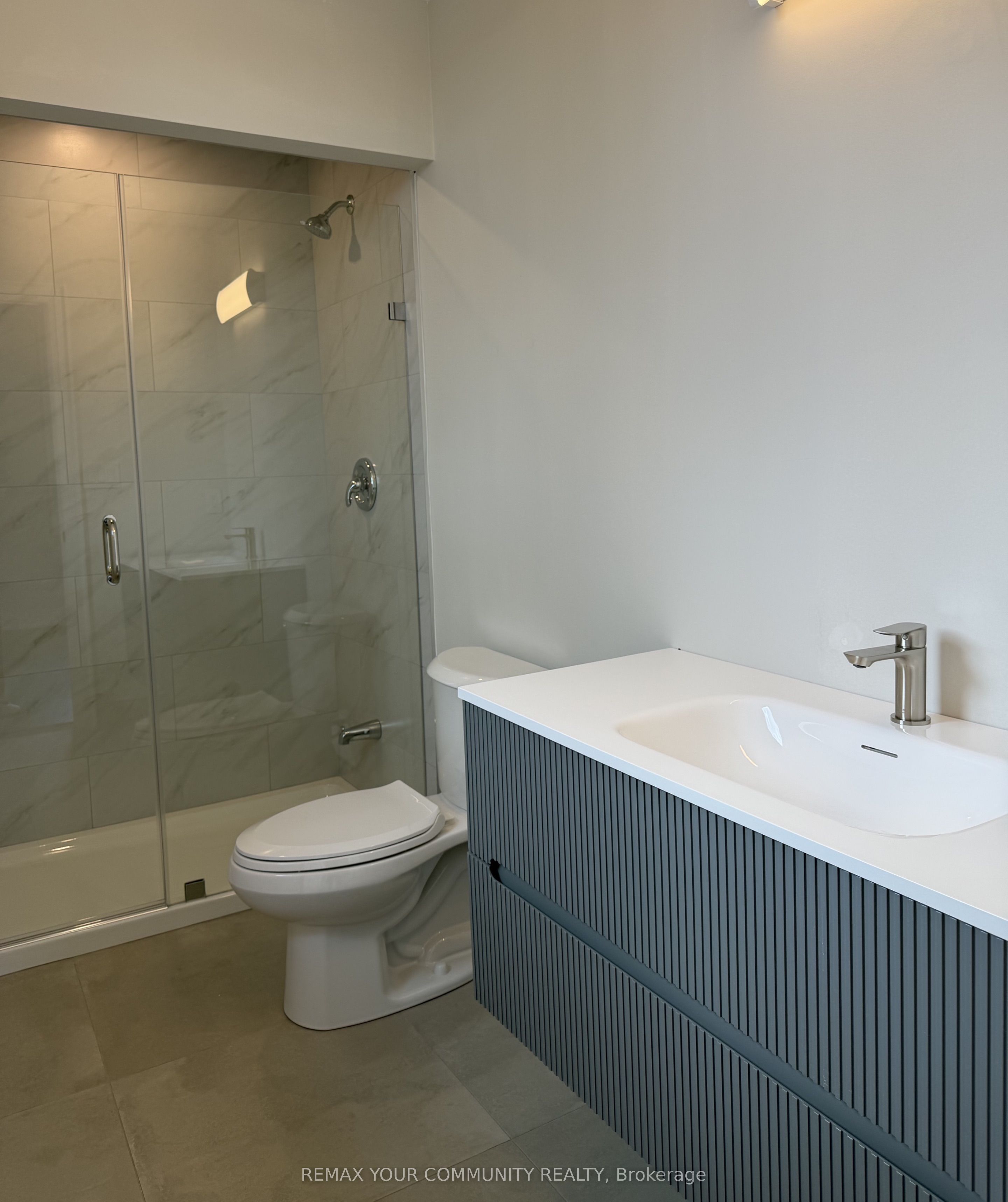 25 Oxford Street 3 Property Photo 24