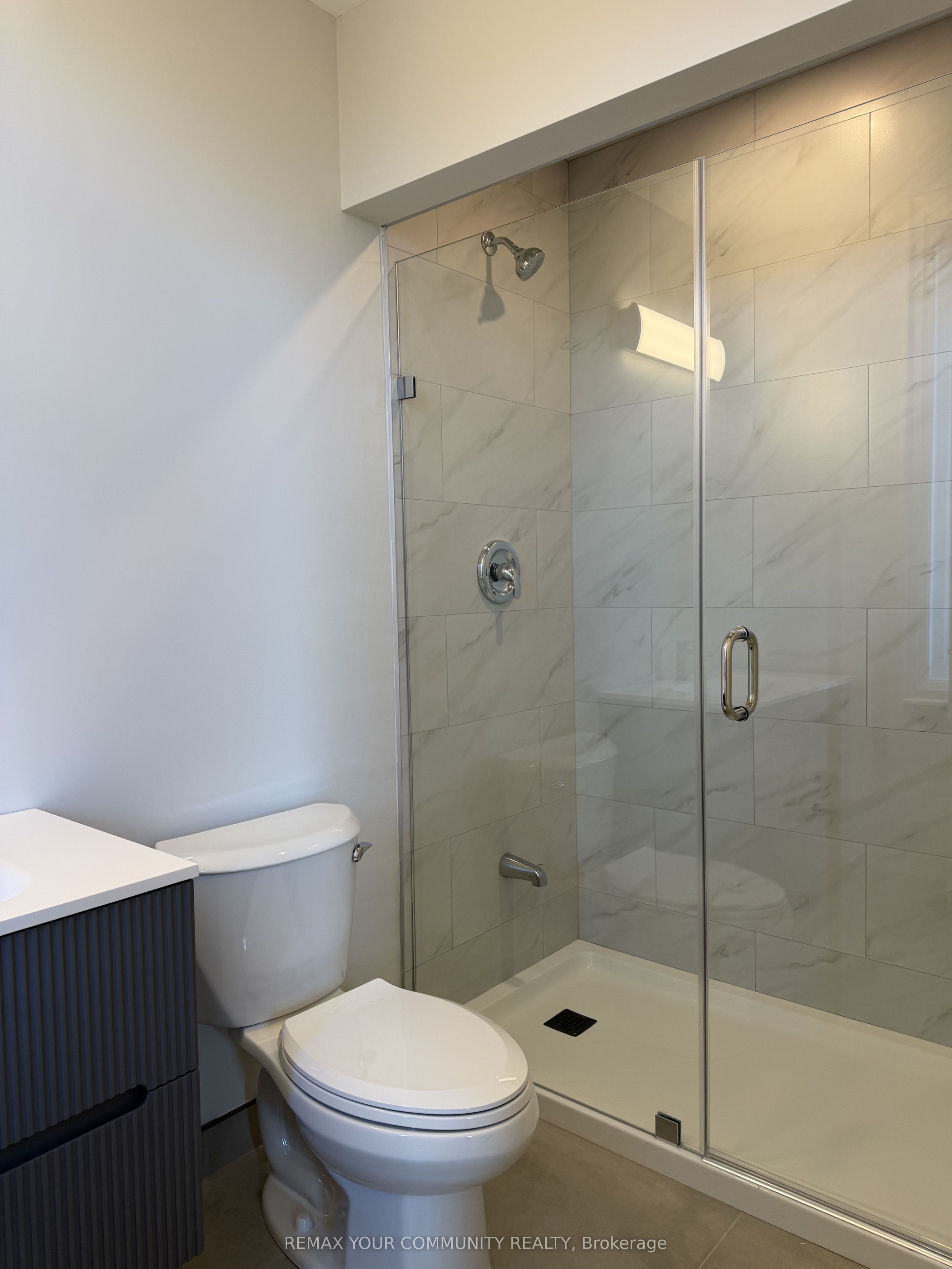 25 Oxford Street 3 Property Photo 28