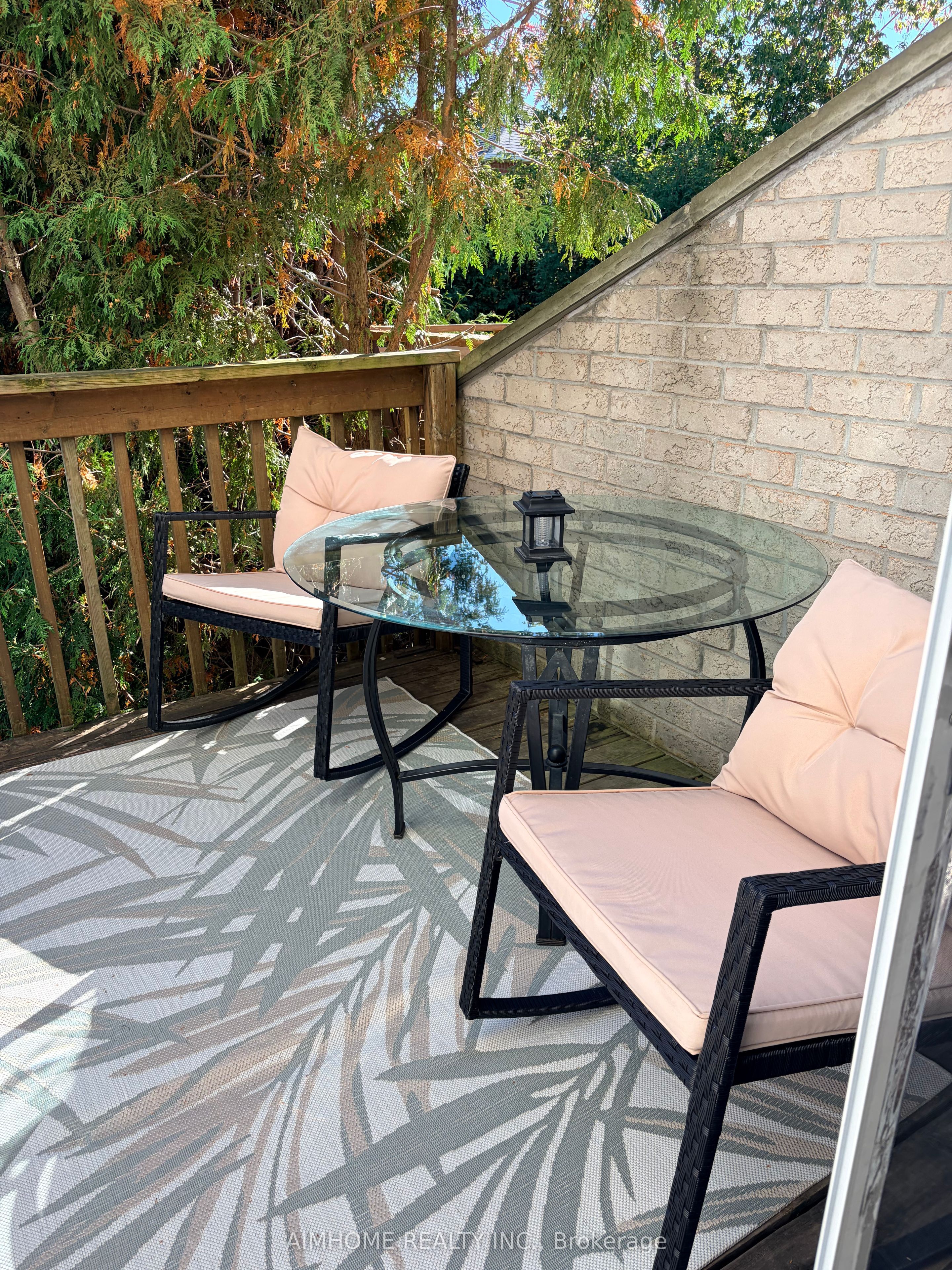 131 Bridlepath Street Property Photo 7