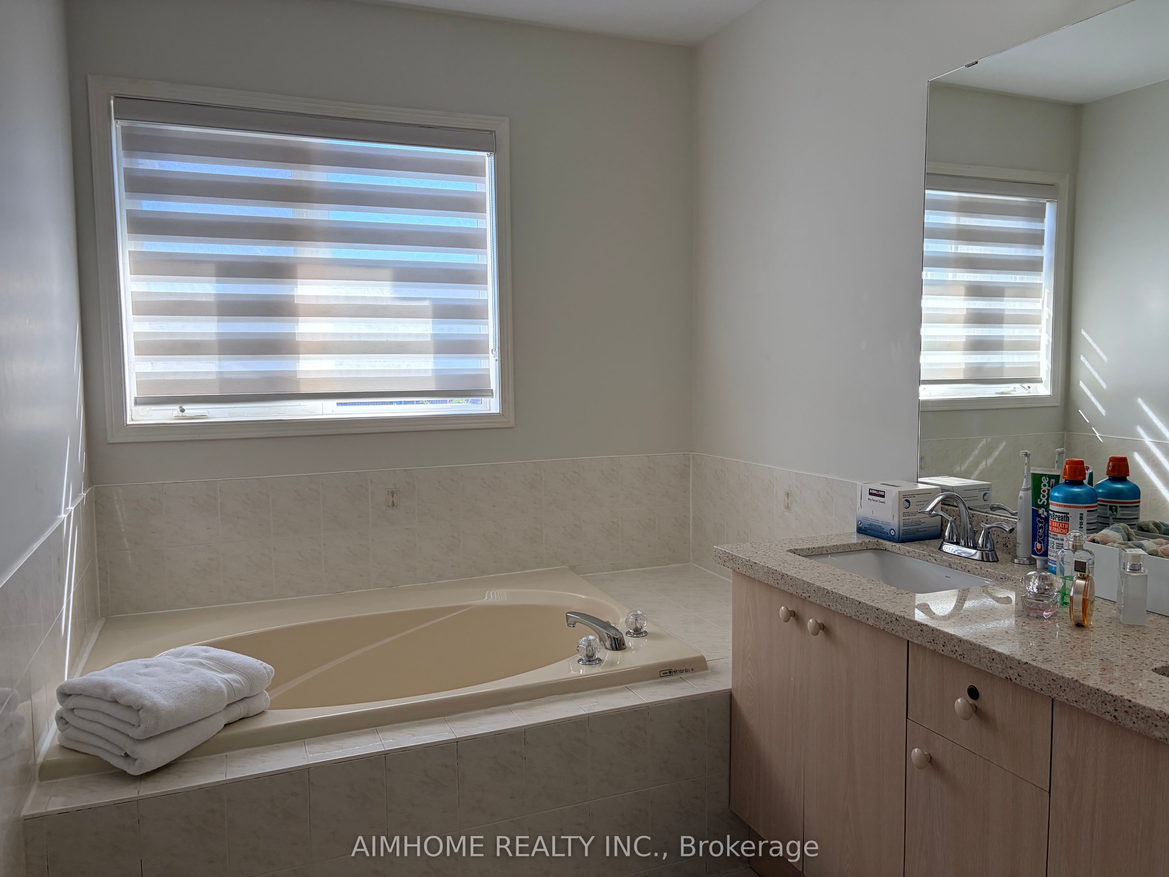 131 Bridlepath Street Property Photo 17