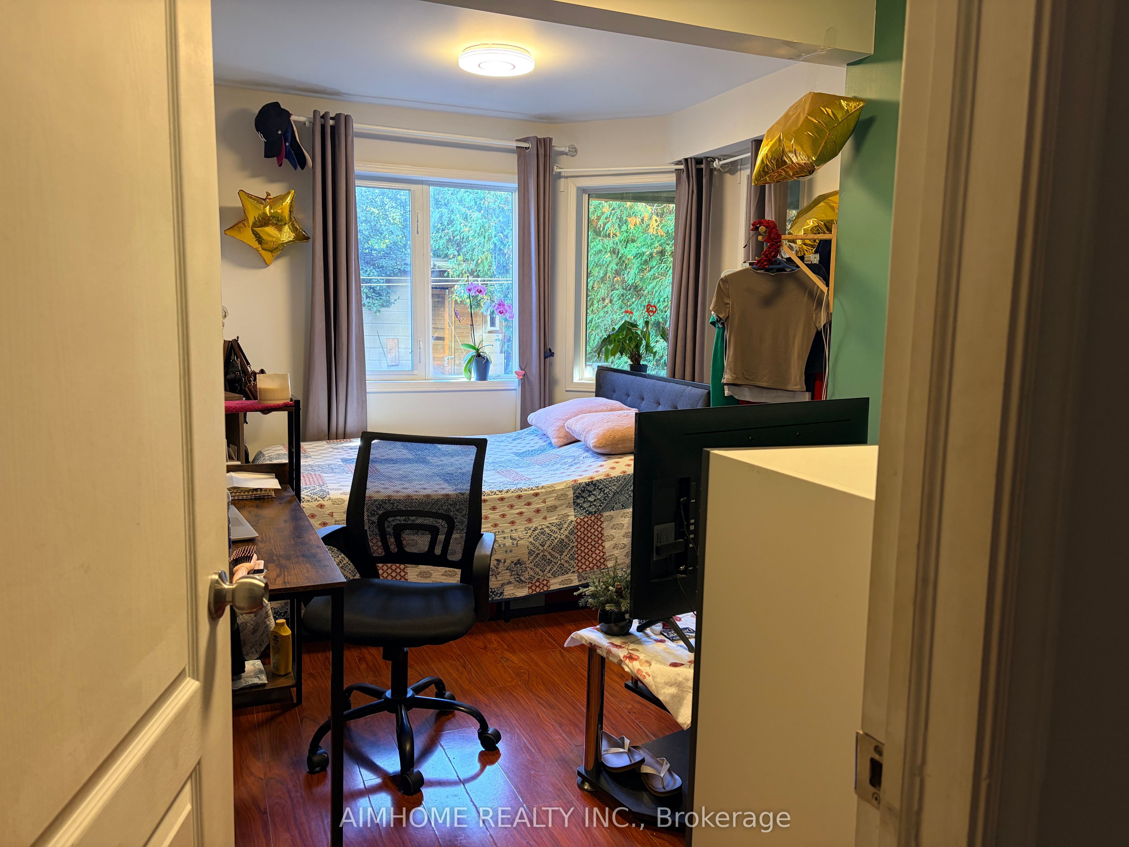 131 Bridlepath Street Property Photo 25