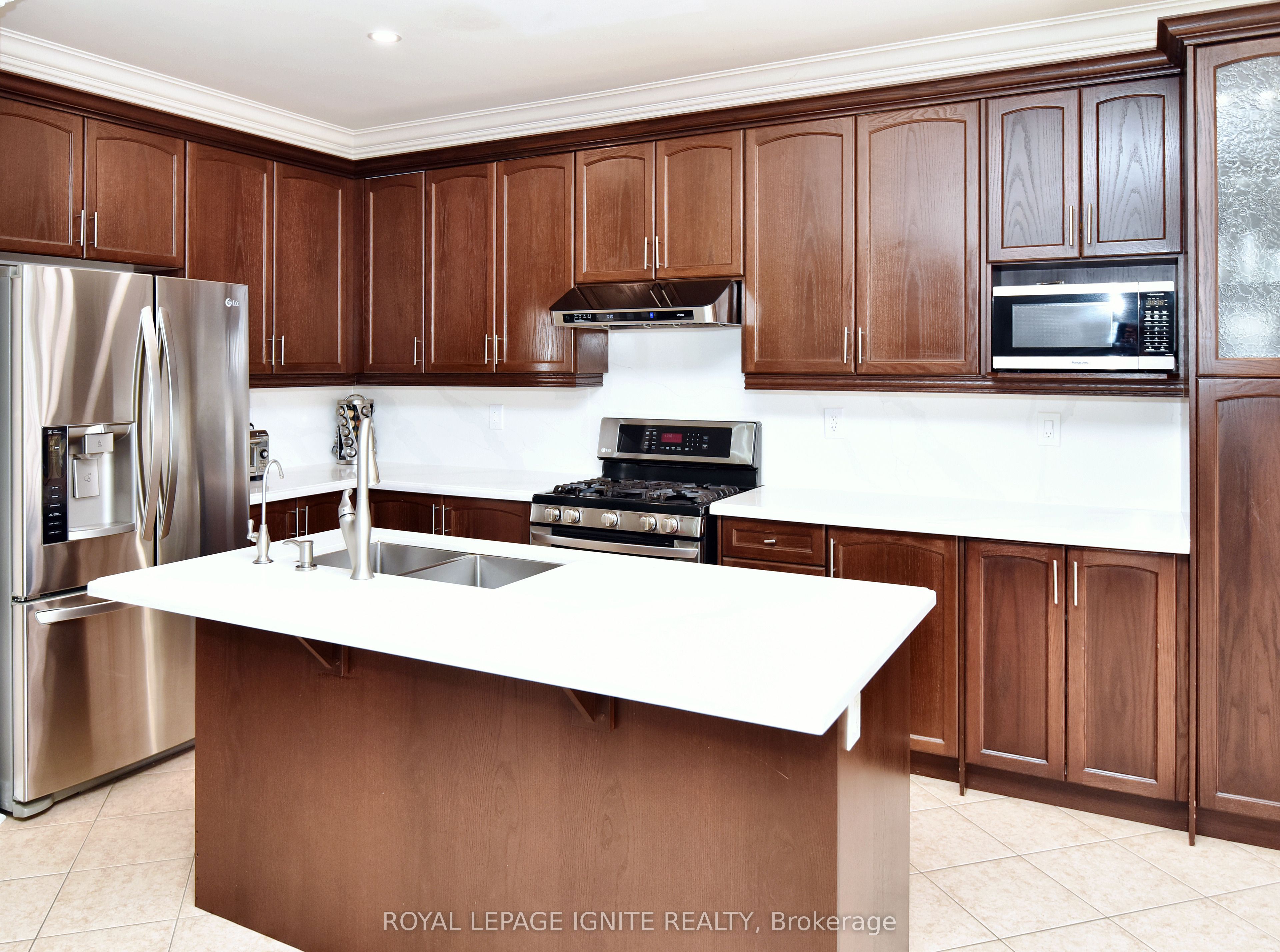 42 Grayleaf Drive Property Photo 13