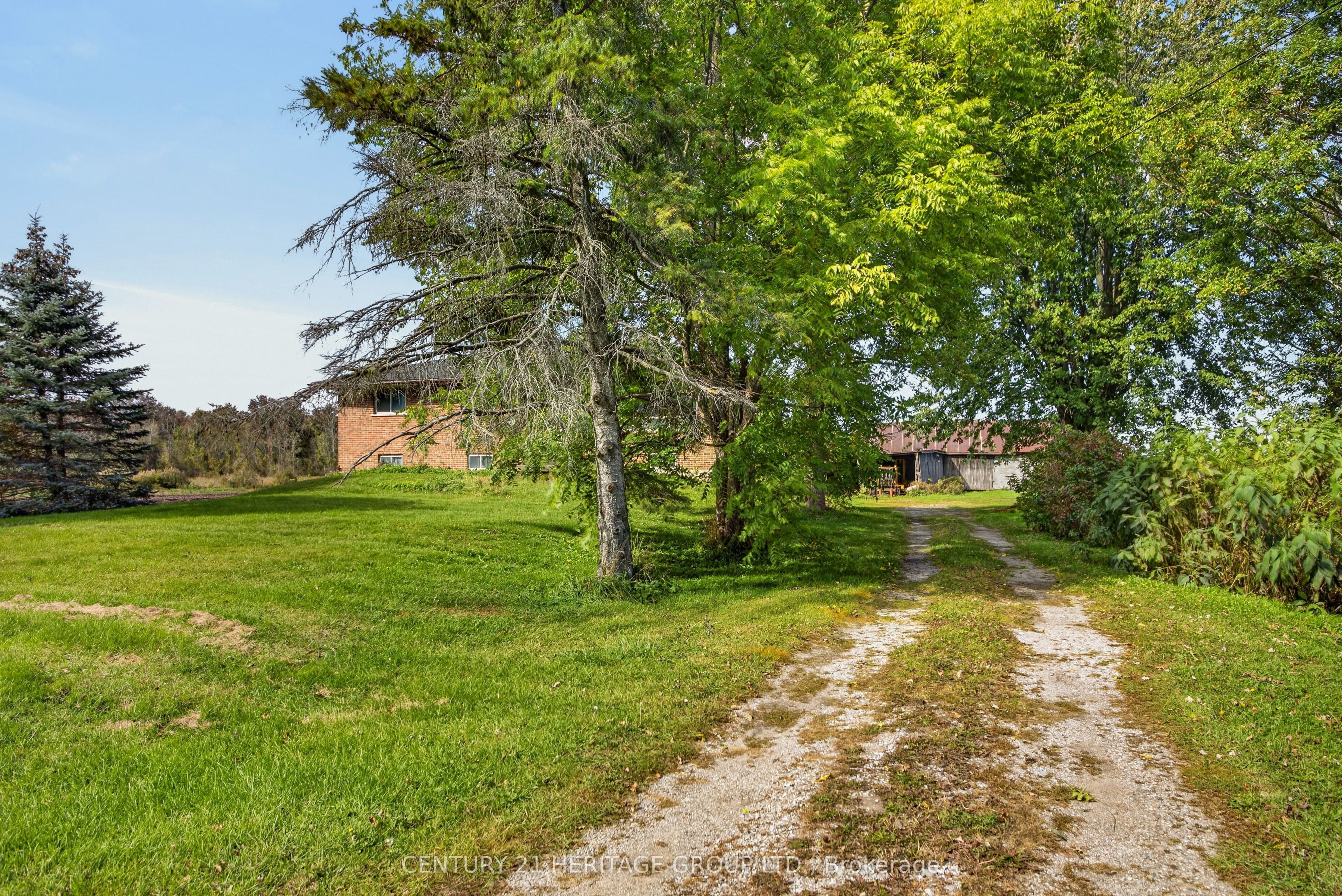 3194 Simcoe County Road 89 Property Photo 10