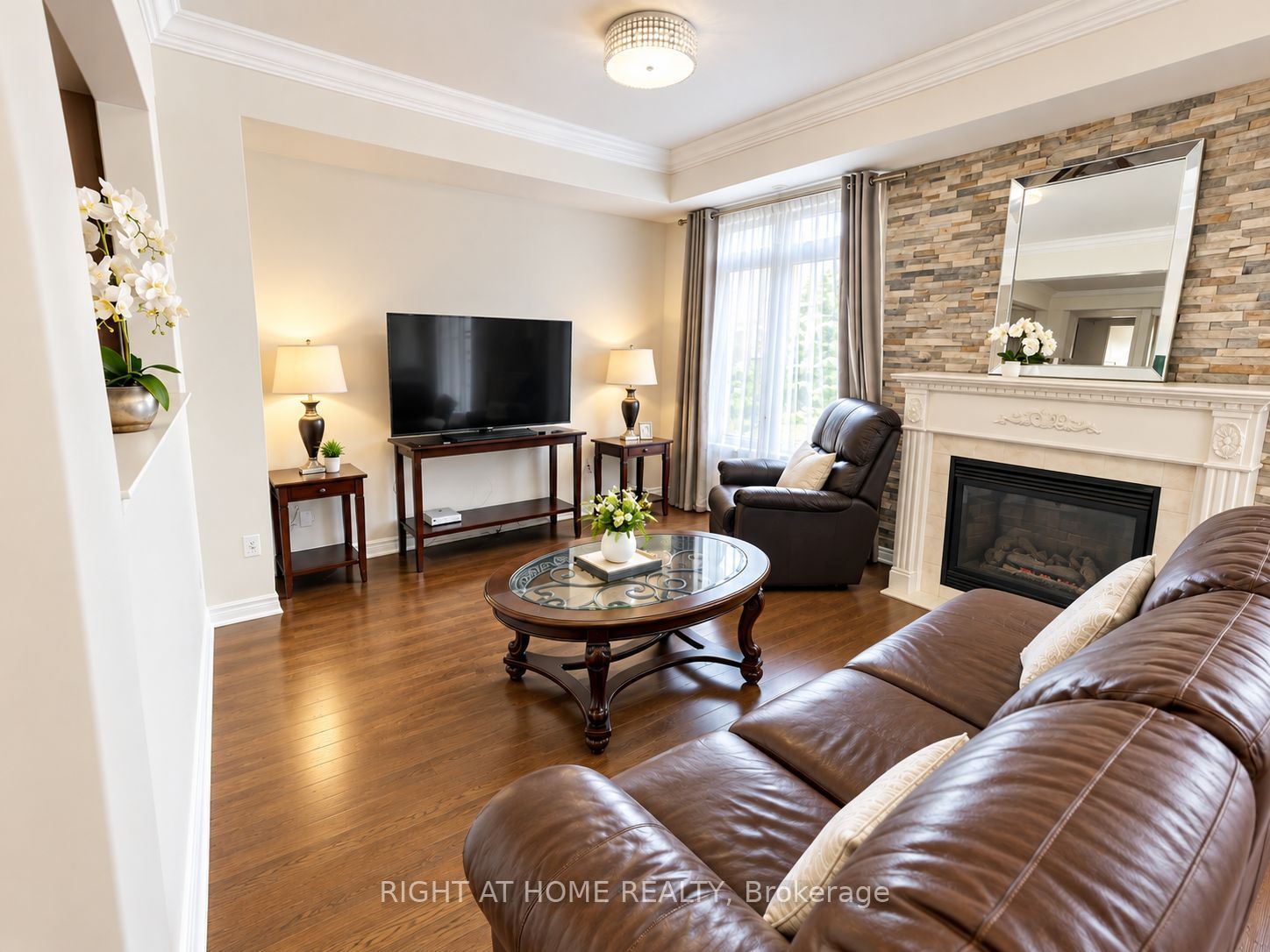 11 Littleriver Court Property Photo 6