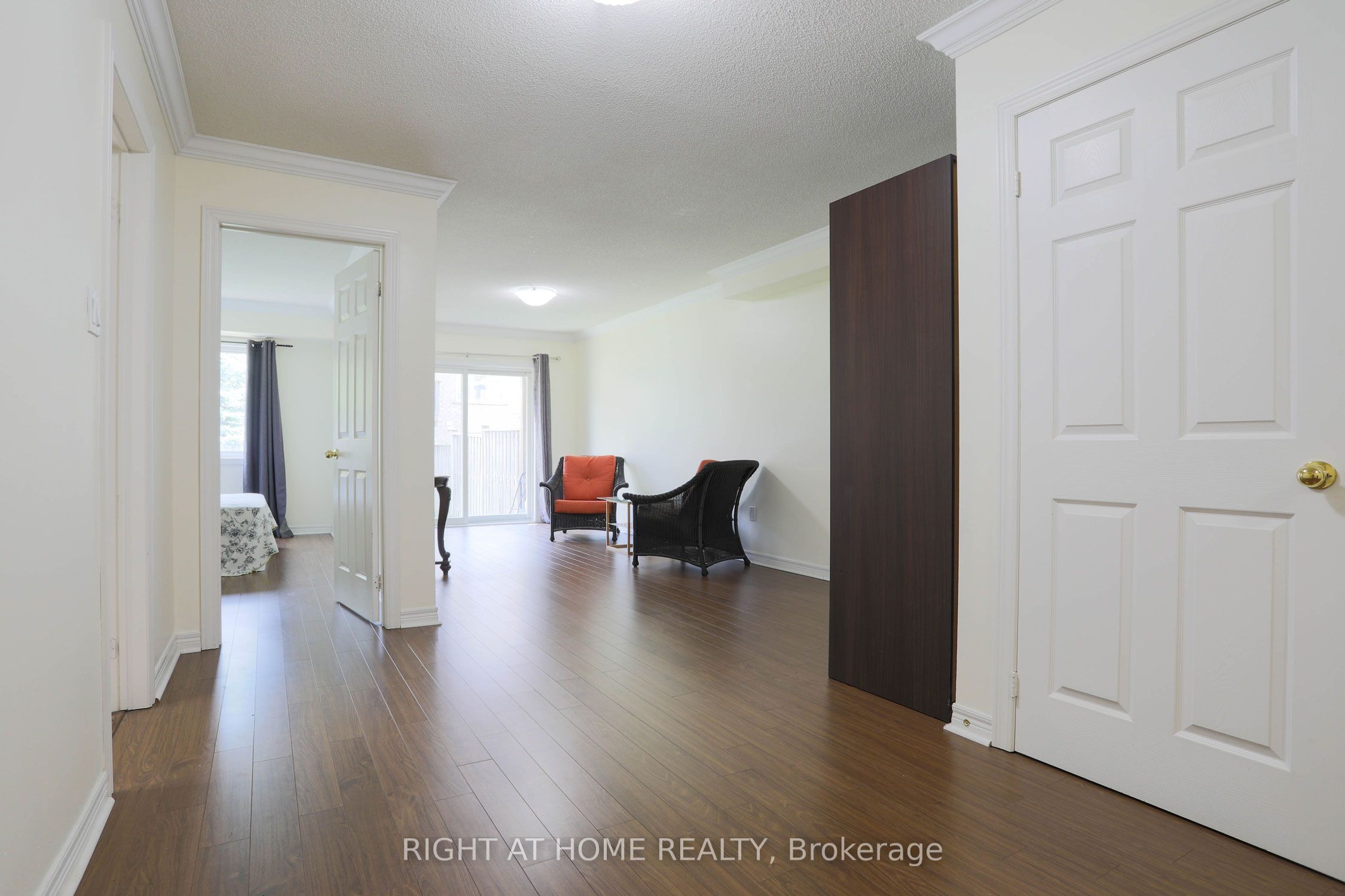11 Littleriver Court Property Photo 21
