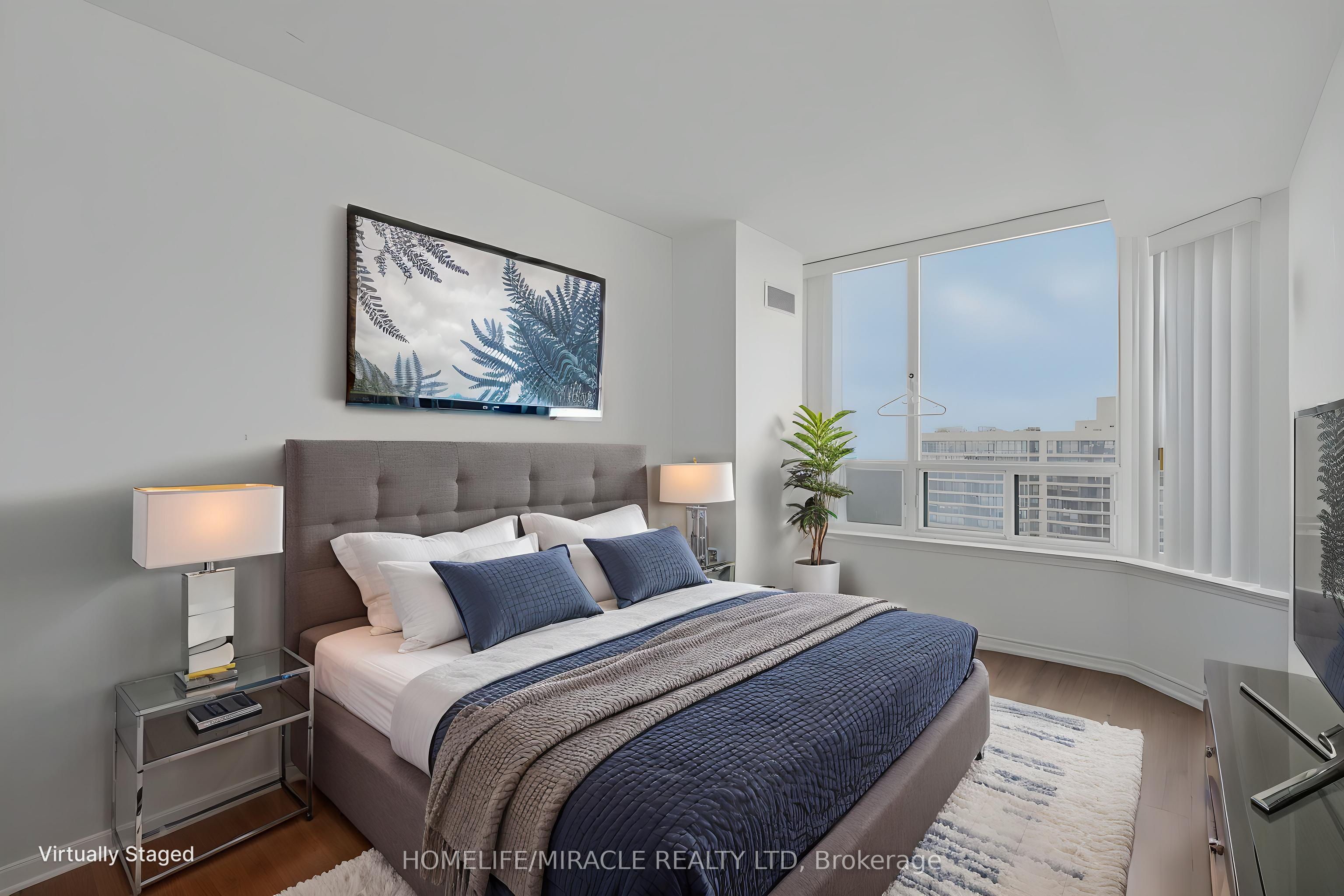 7250 Yonge Street Ph211 Property Photo 11
