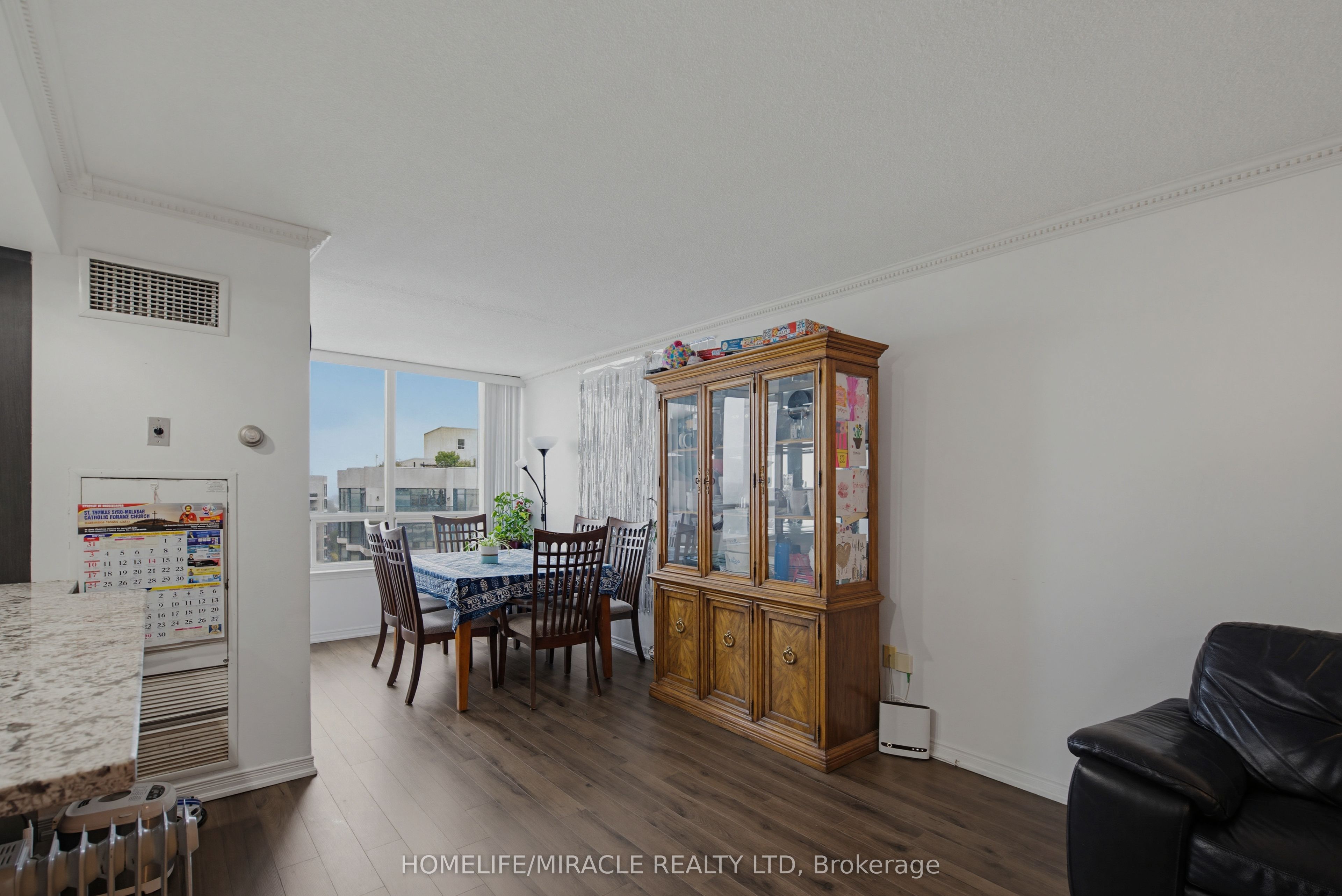 7250 Yonge Street Ph211 Property Photo 22
