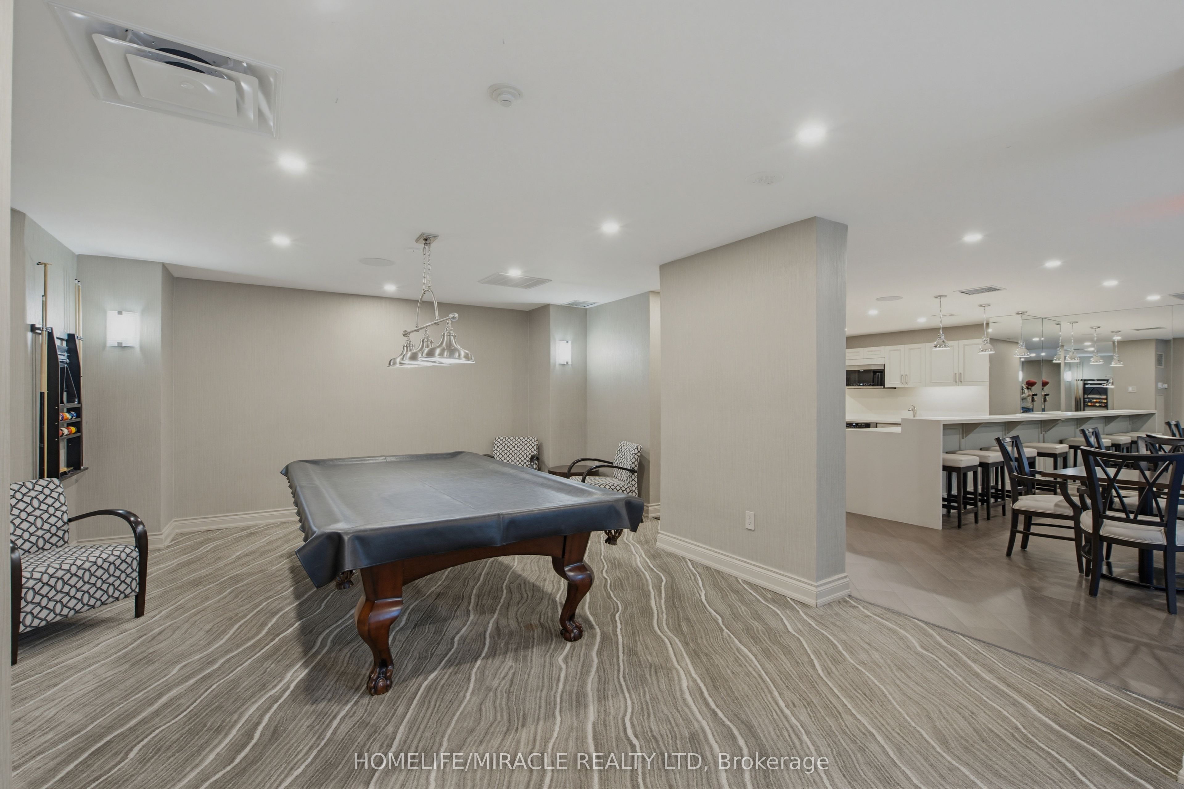 7250 Yonge Street Ph211 Property Photo 29
