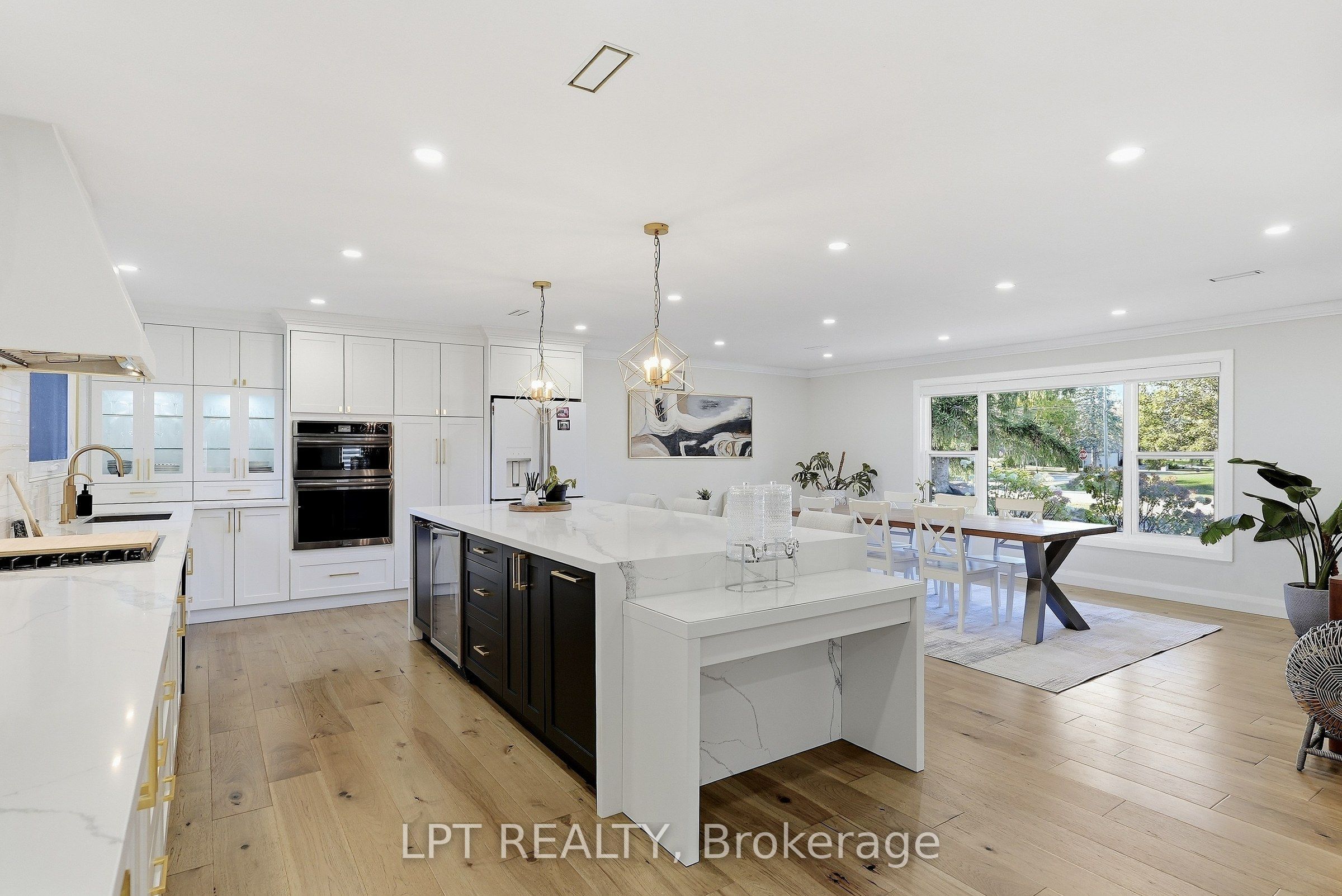 9 Noblewood Drive Property Photo 6