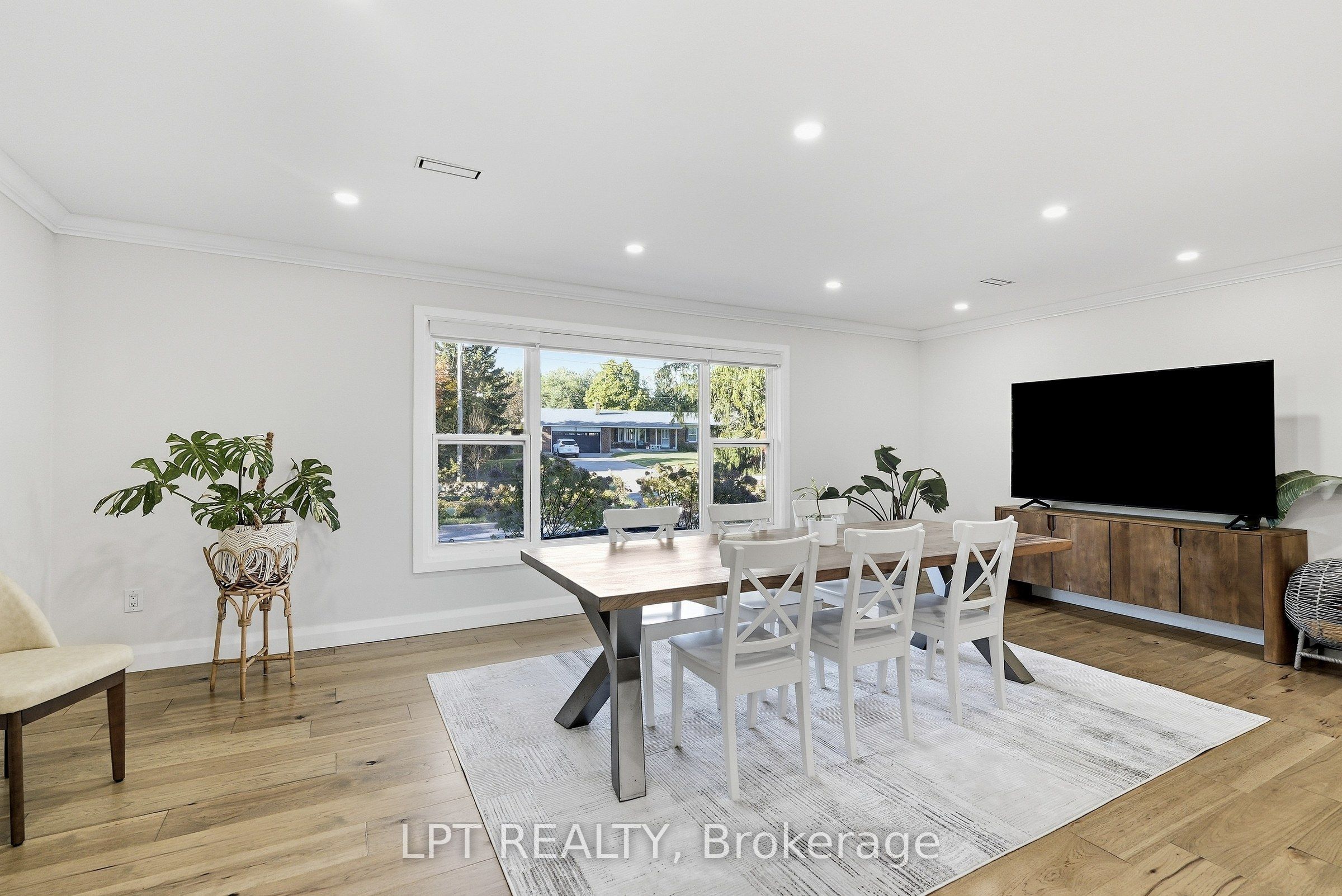 9 Noblewood Drive Property Photo 11