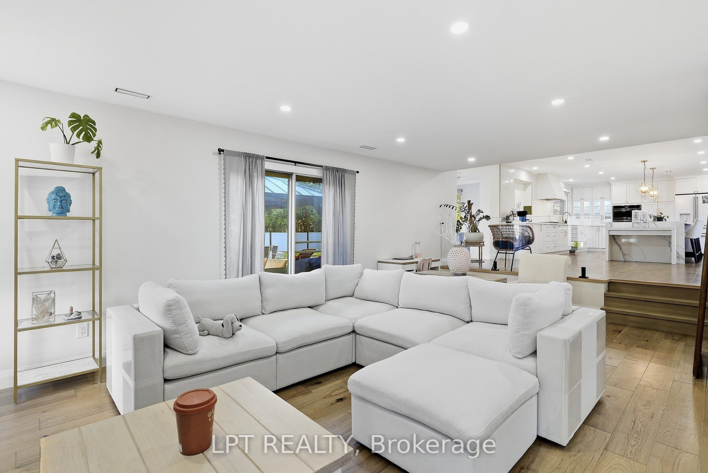 9 Noblewood Drive Property Photo 16