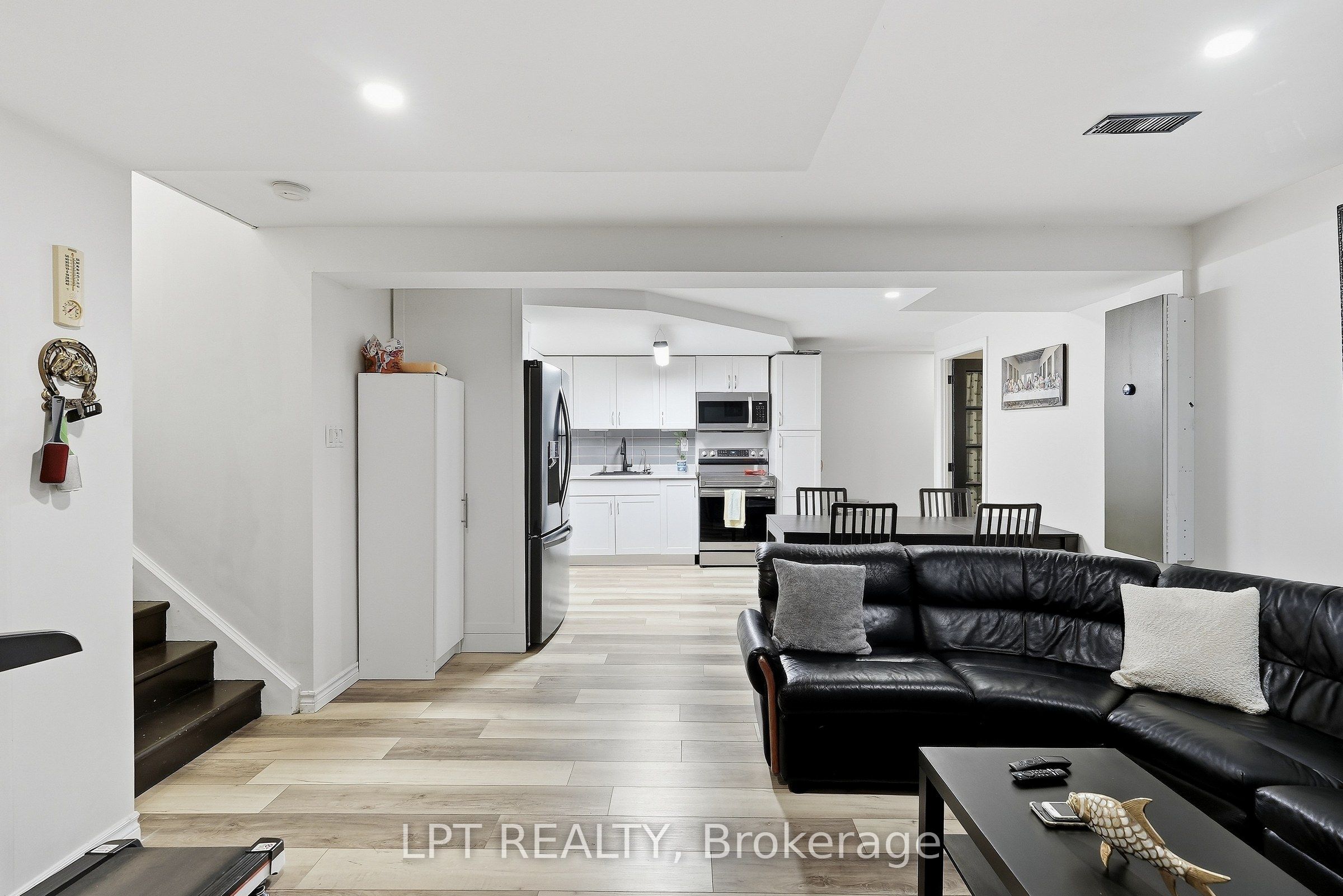 9 Noblewood Drive Property Photo 22
