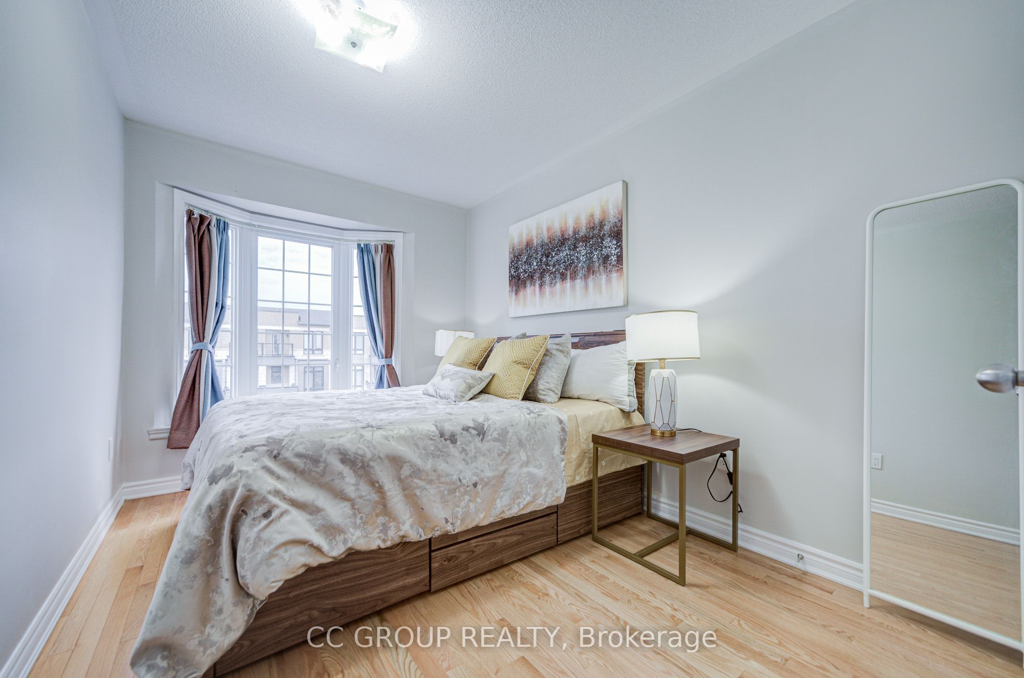 138 Farooq Boulevard S Property Photo 19