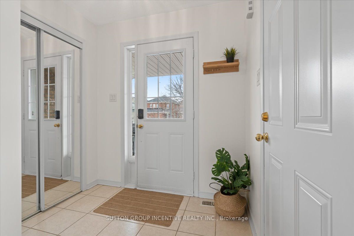 1200 Mary-lou Street Property Photo 6