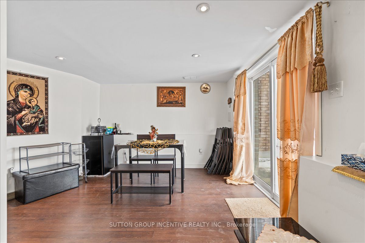1200 Mary-lou Street Property Photo 30