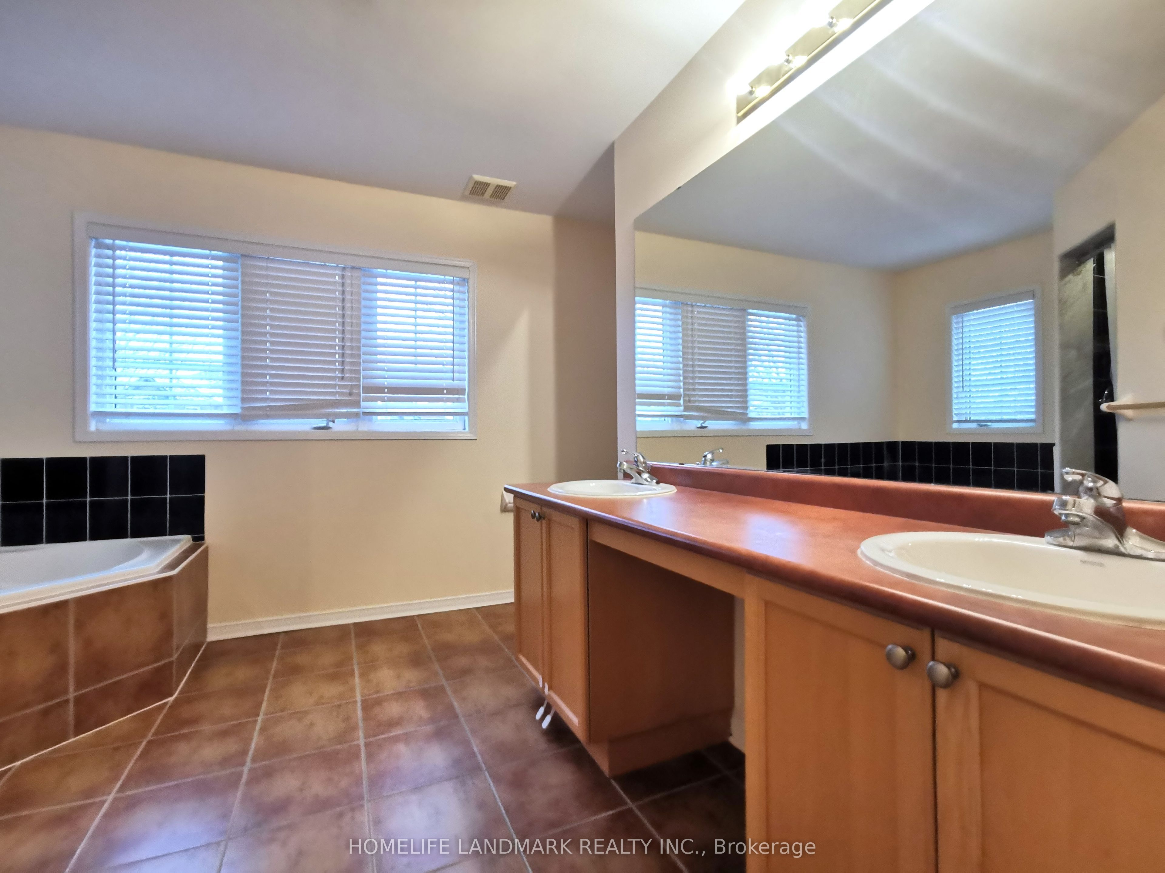 631 Fred Mclaren Boulevard Property Photo 12