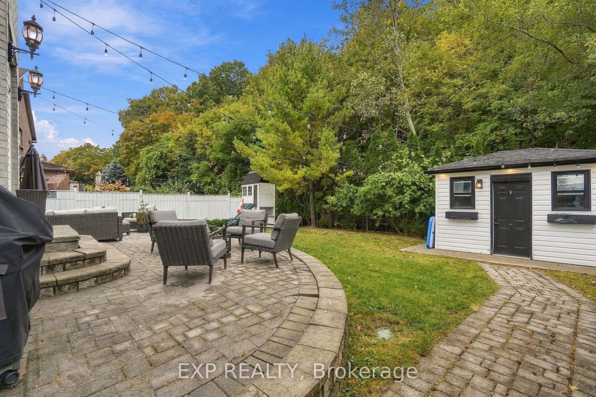 412 Manhattan Drive Property Photo 26