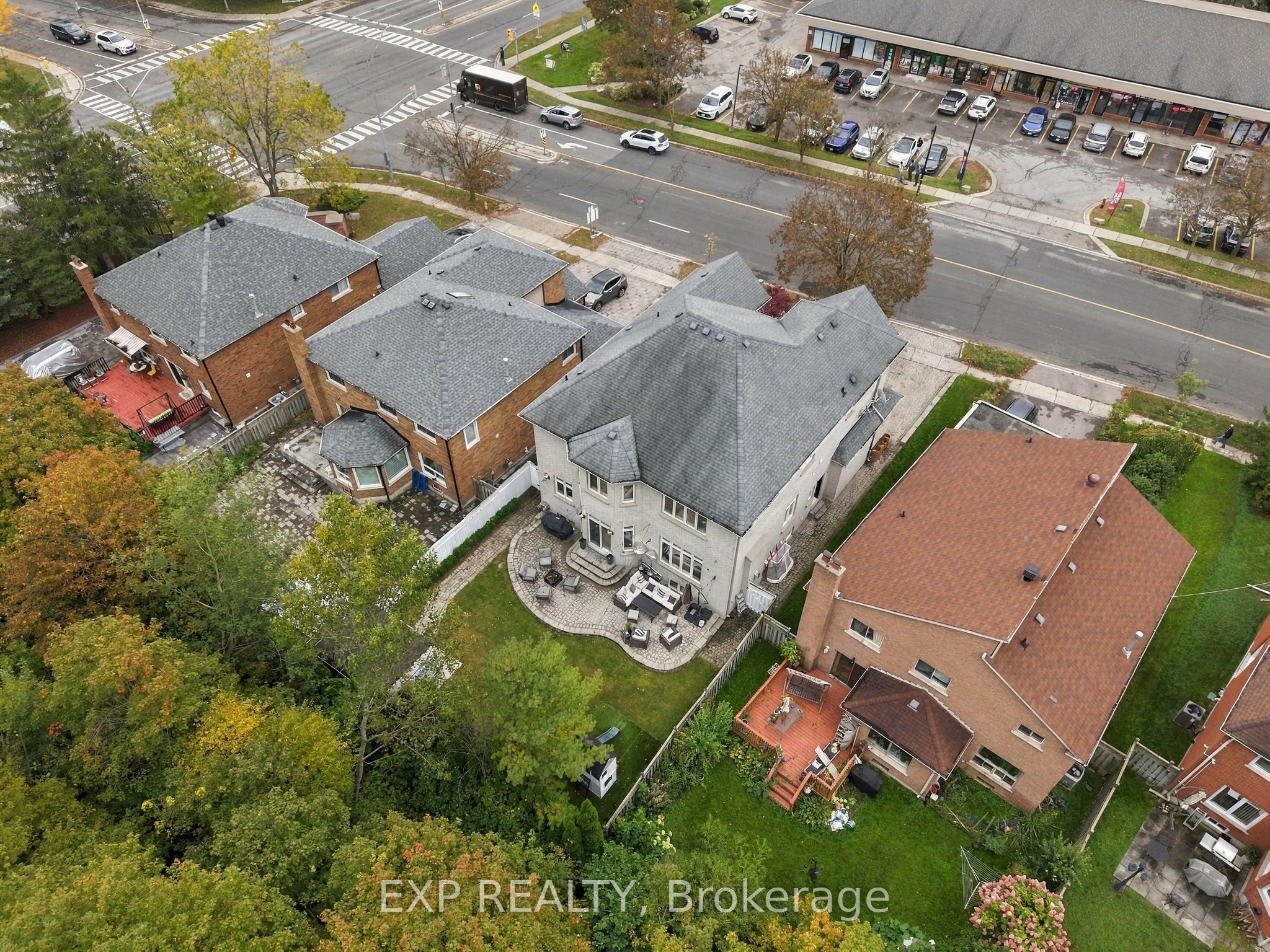 412 Manhattan Drive Property Photo 28