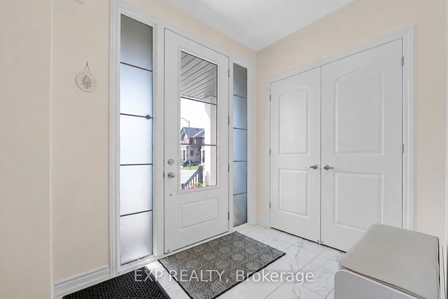 50 Kentledge Avenue N Property Photo 3