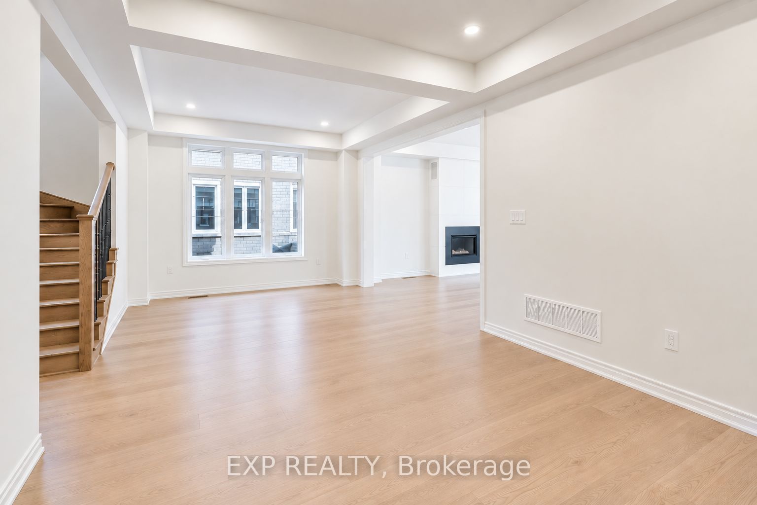 50 Kentledge Avenue N Property Photo 10
