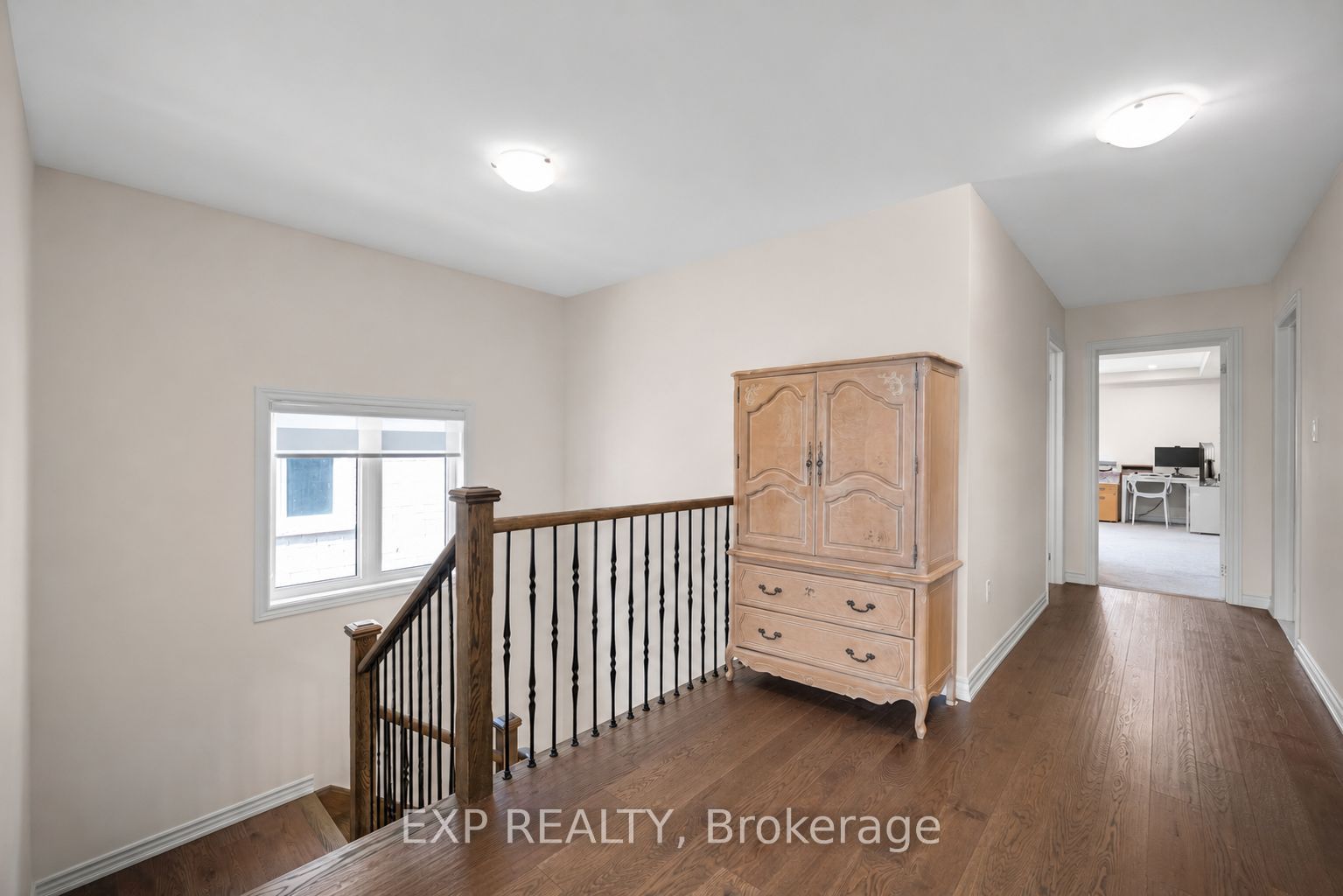 50 Kentledge Avenue N Property Photo 21