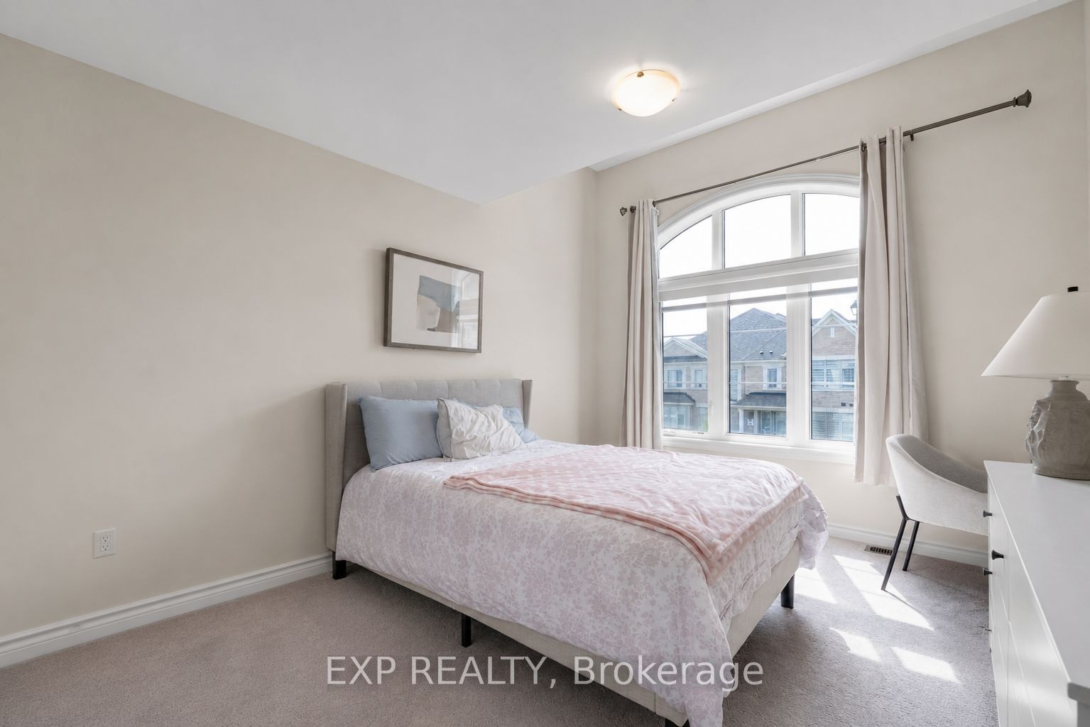 50 Kentledge Avenue N Property Photo 31