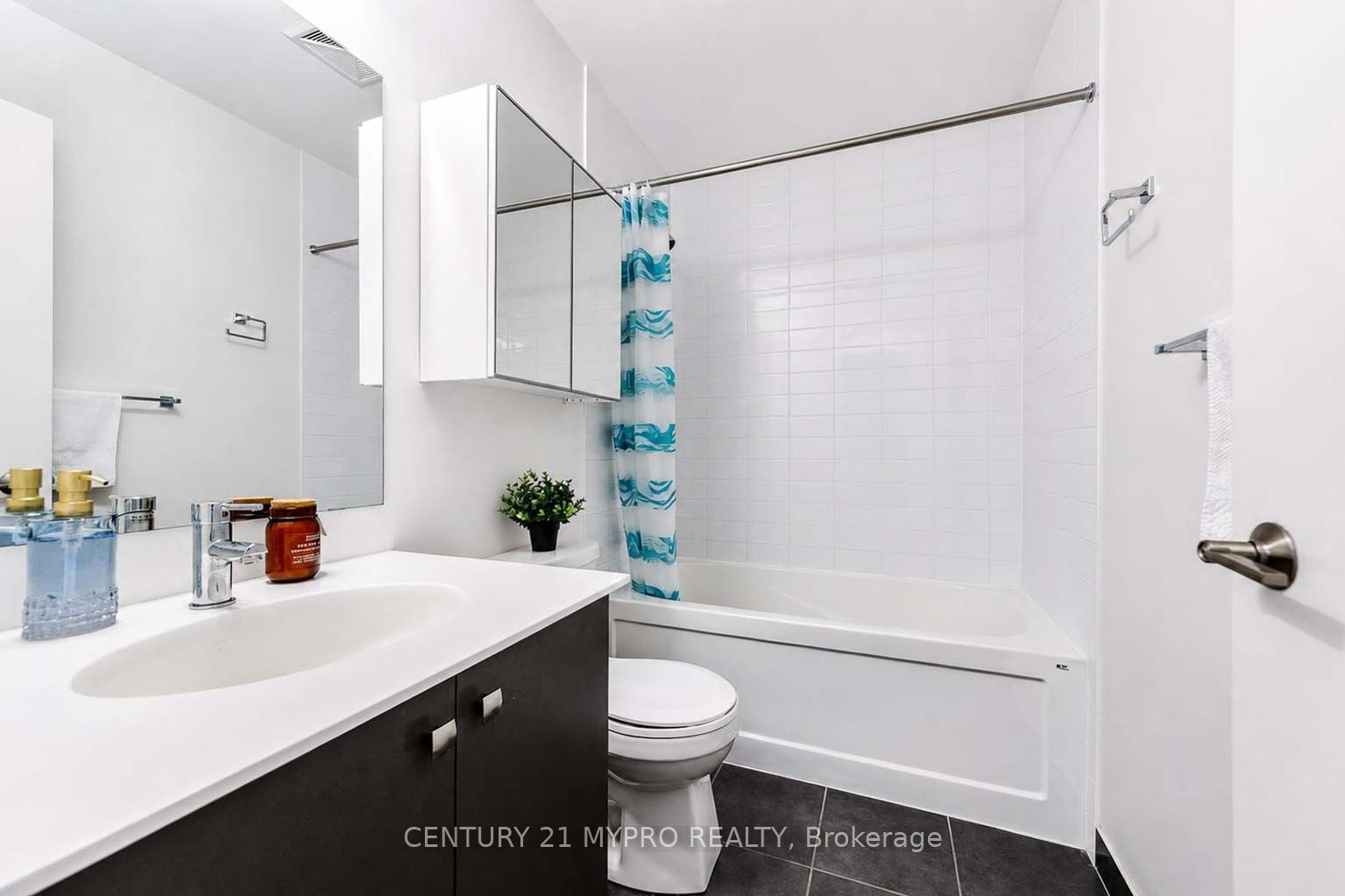 555 William Graham Drive 320 Property Photo 24