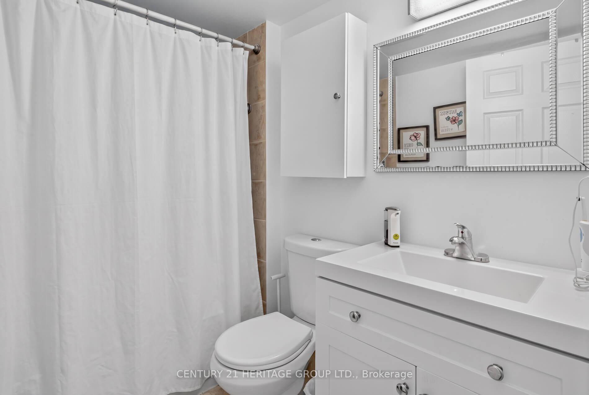 39 Oneida Crescent 1017 Property Photo 9