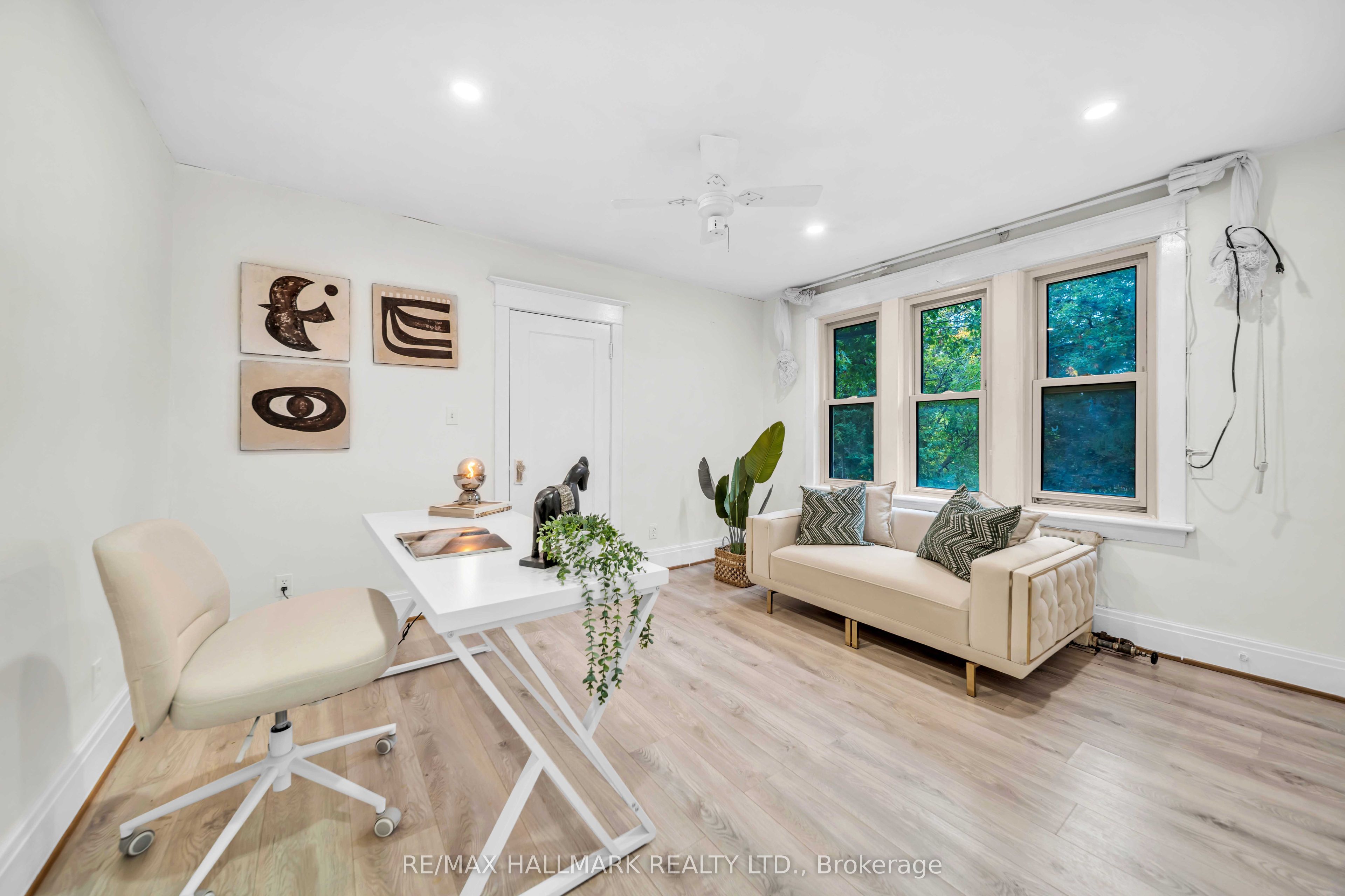 20 Elizabeth Street S Property Photo 15