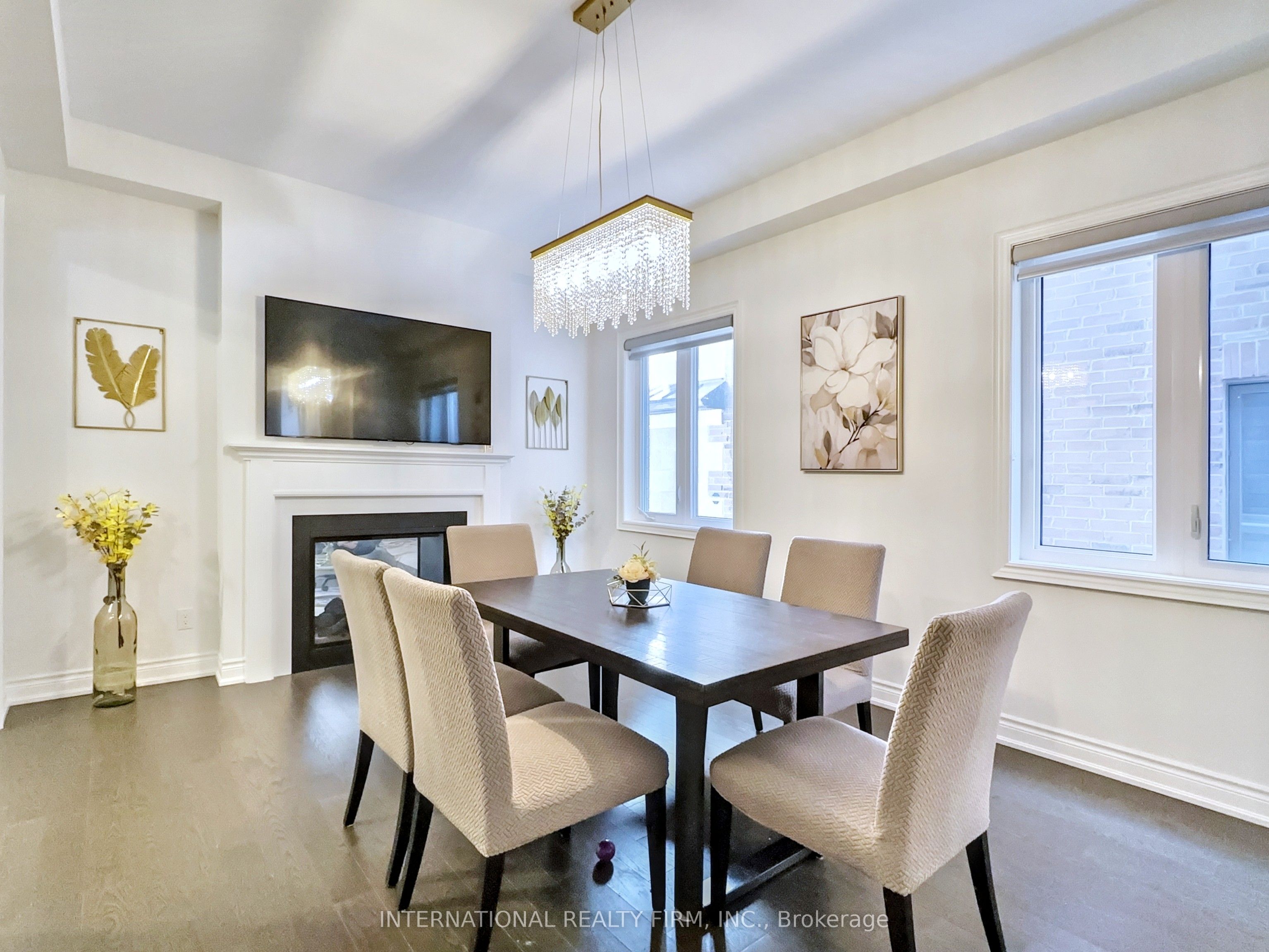 150 Cannes Avenue Property Photo 19