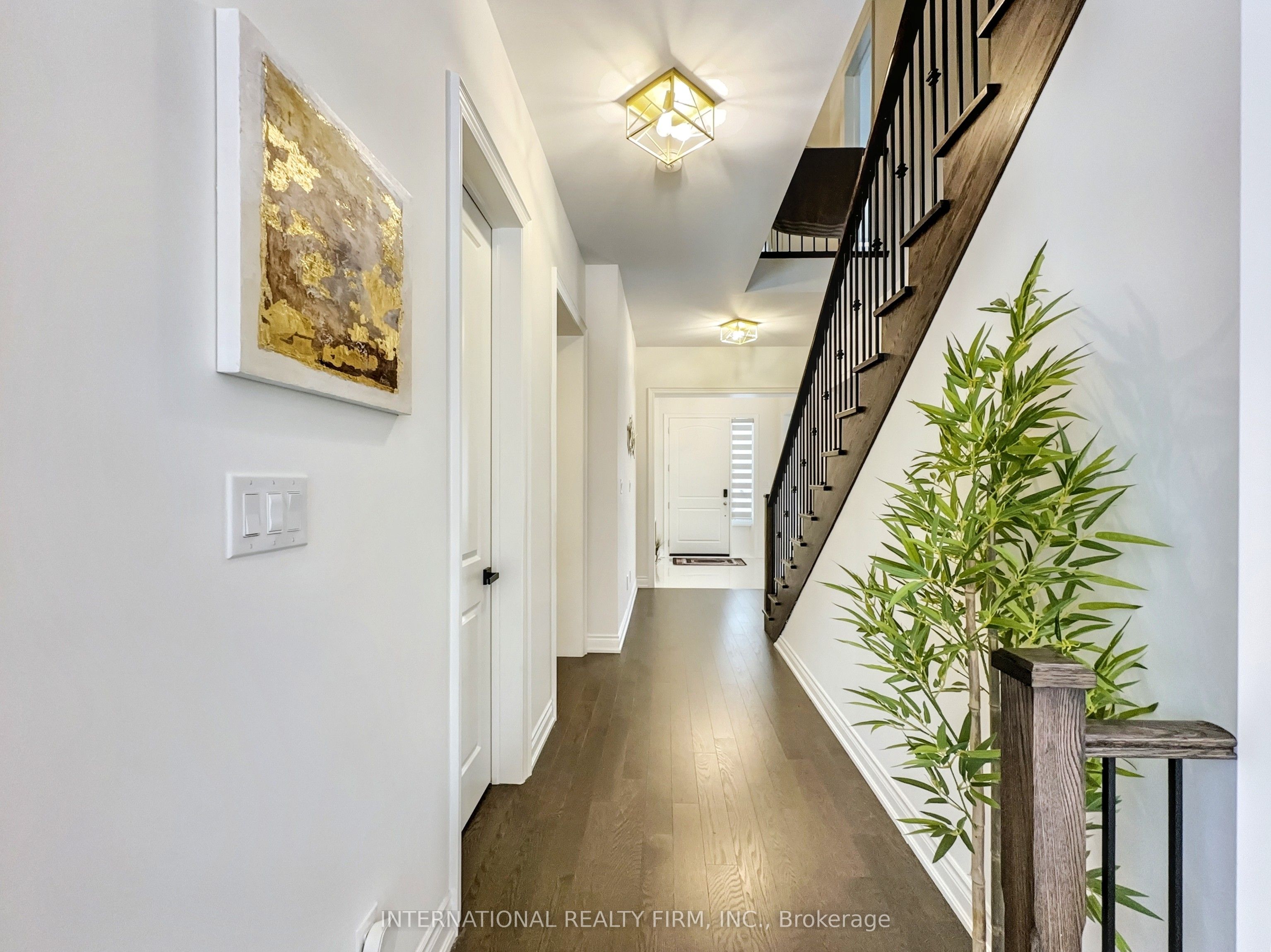 150 Cannes Avenue Property Photo 20