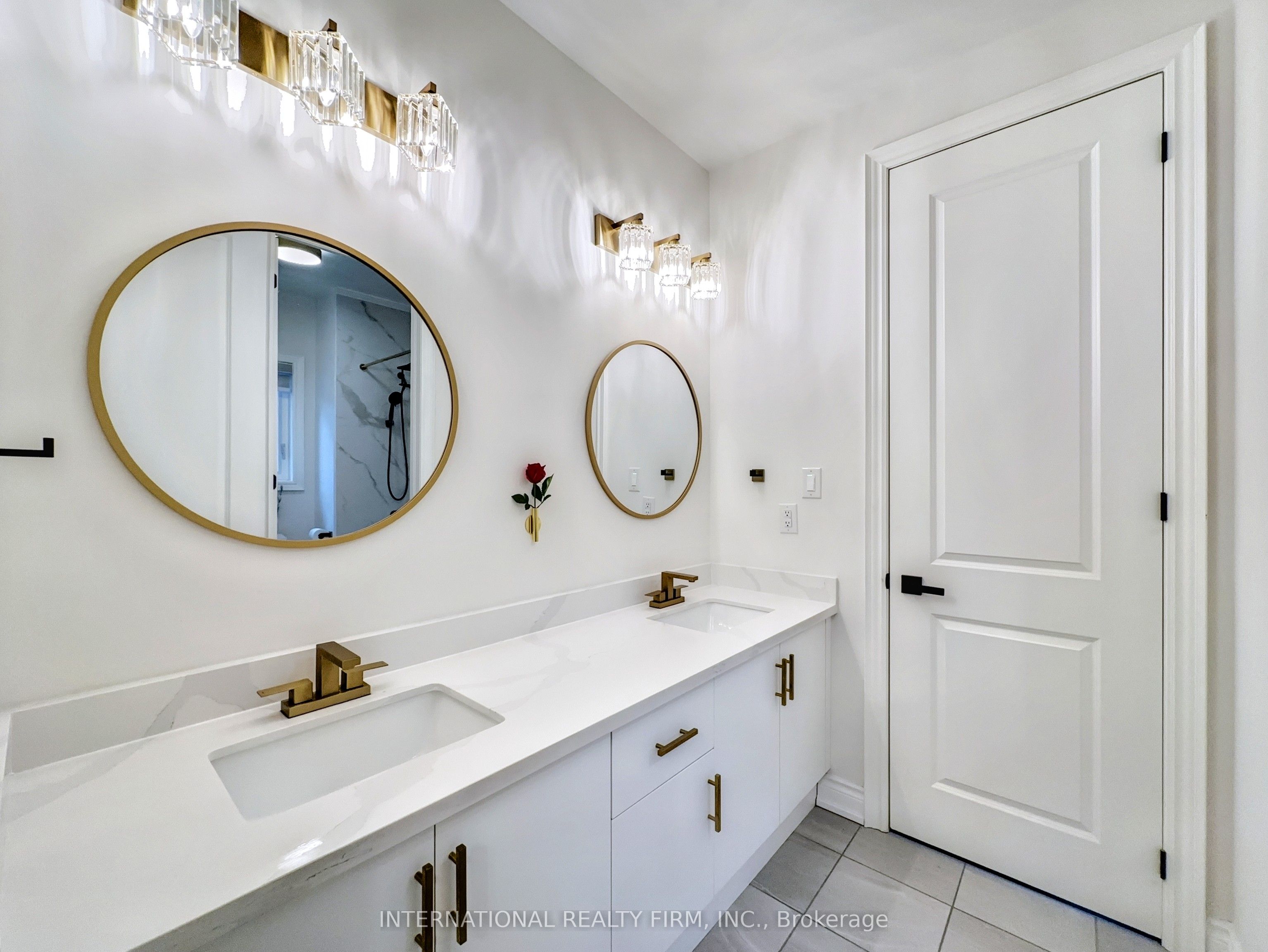 150 Cannes Avenue Property Photo 42
