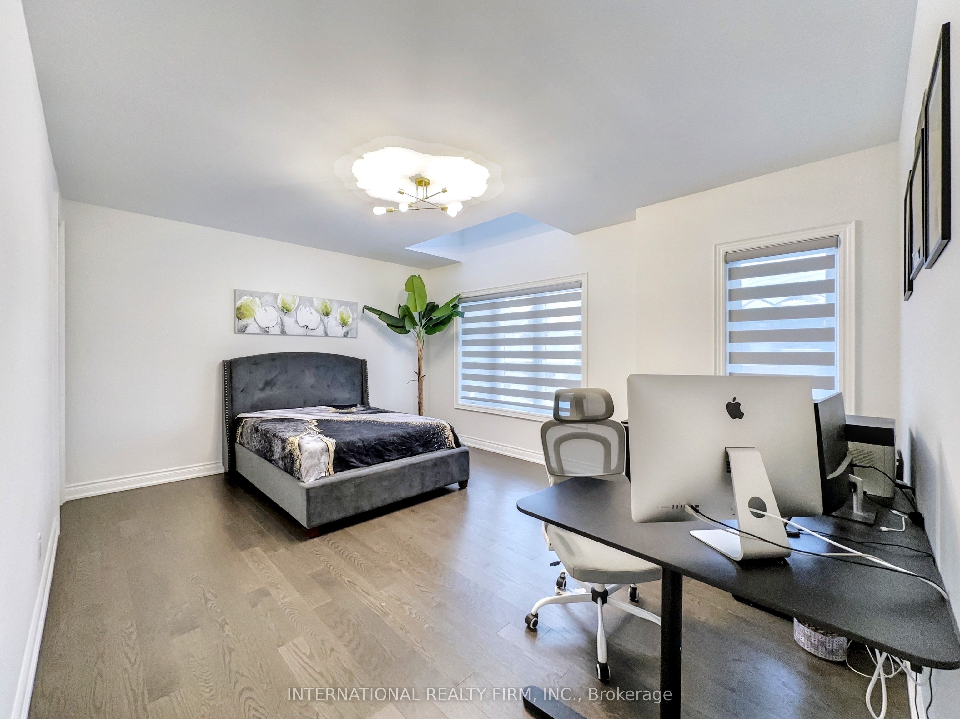 150 Cannes Avenue Property Photo 46