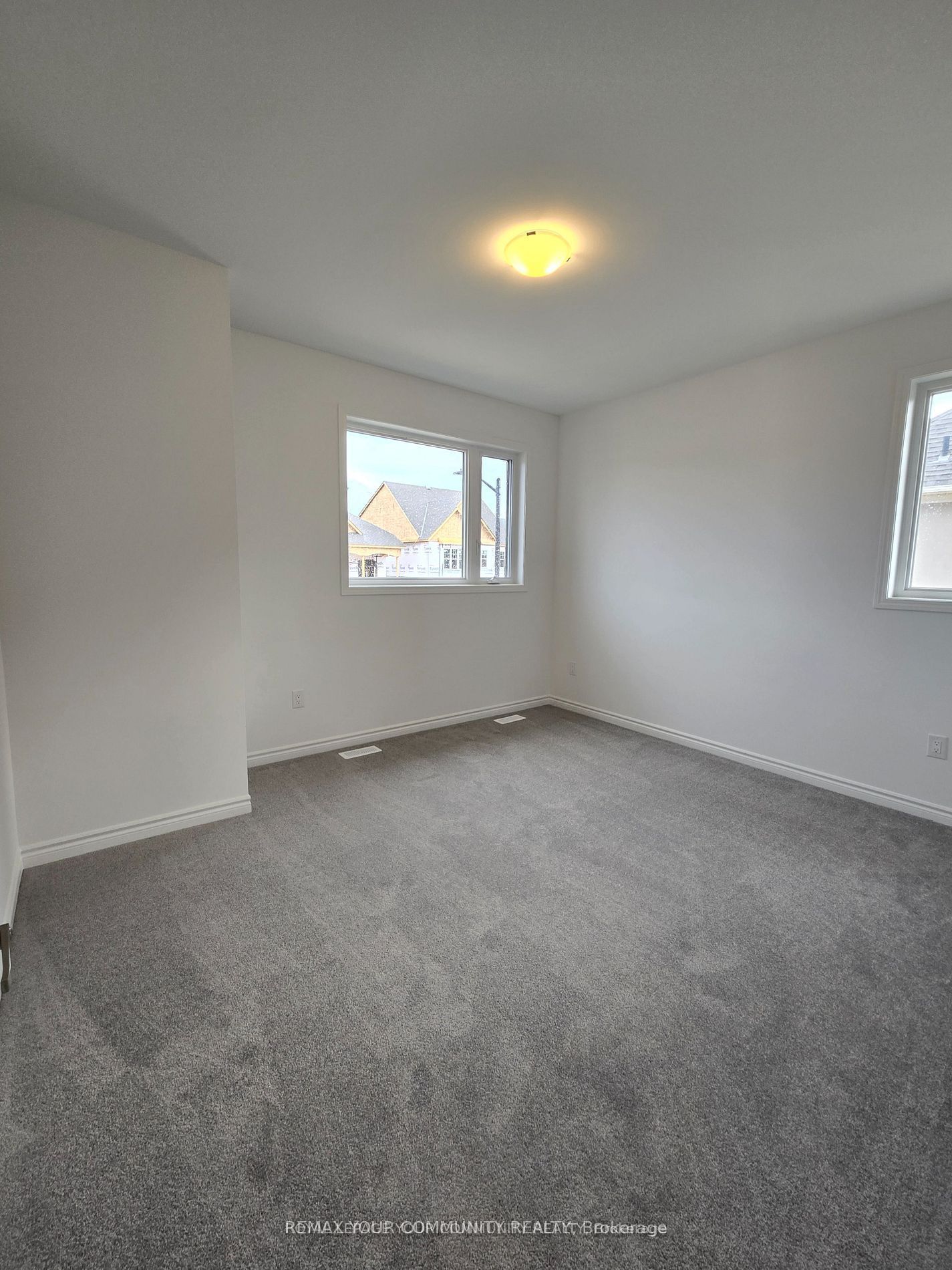 690 Mika Street Property Photo 9