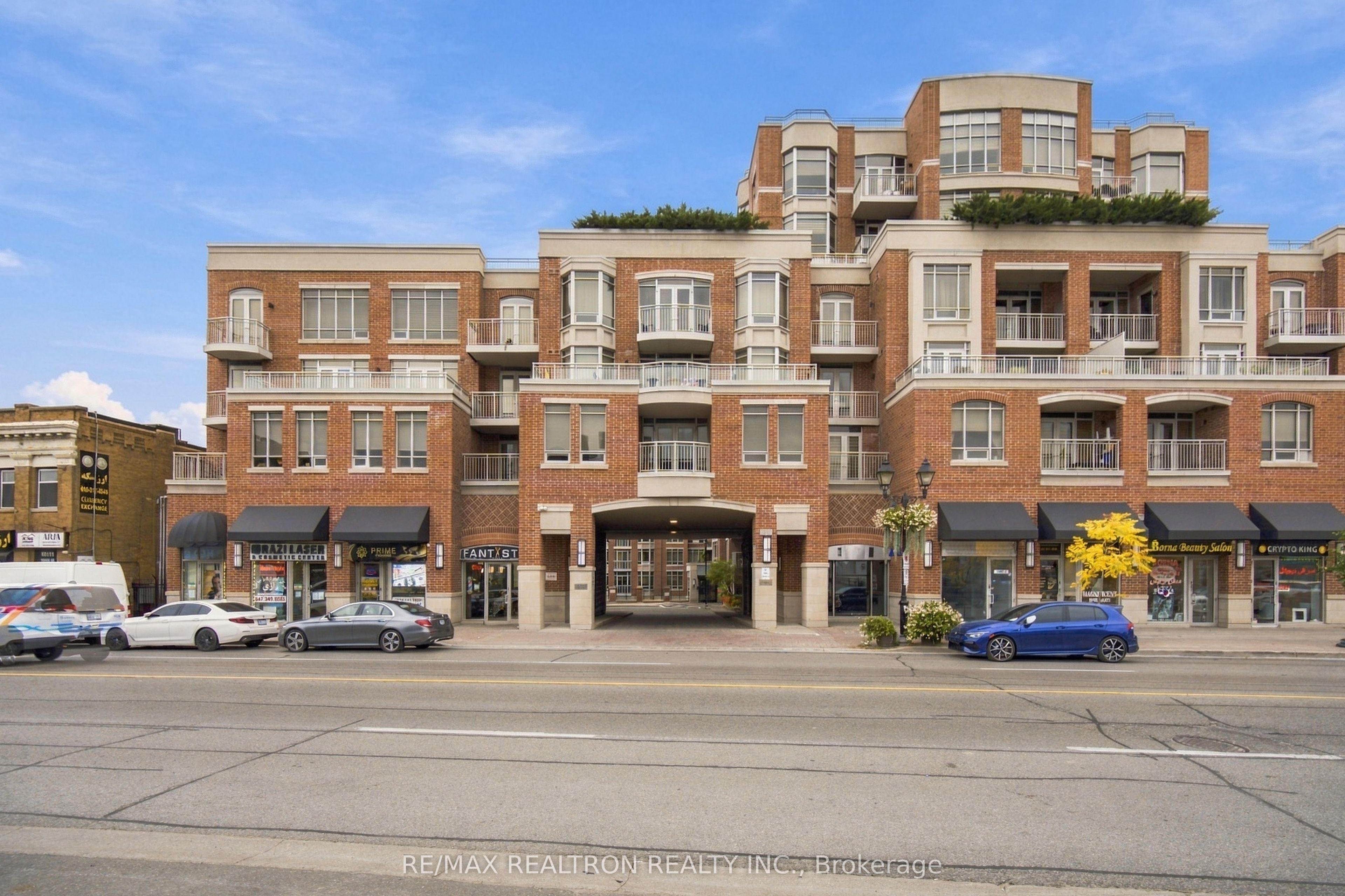 10101 Yonge Street 702 Property Photo 1