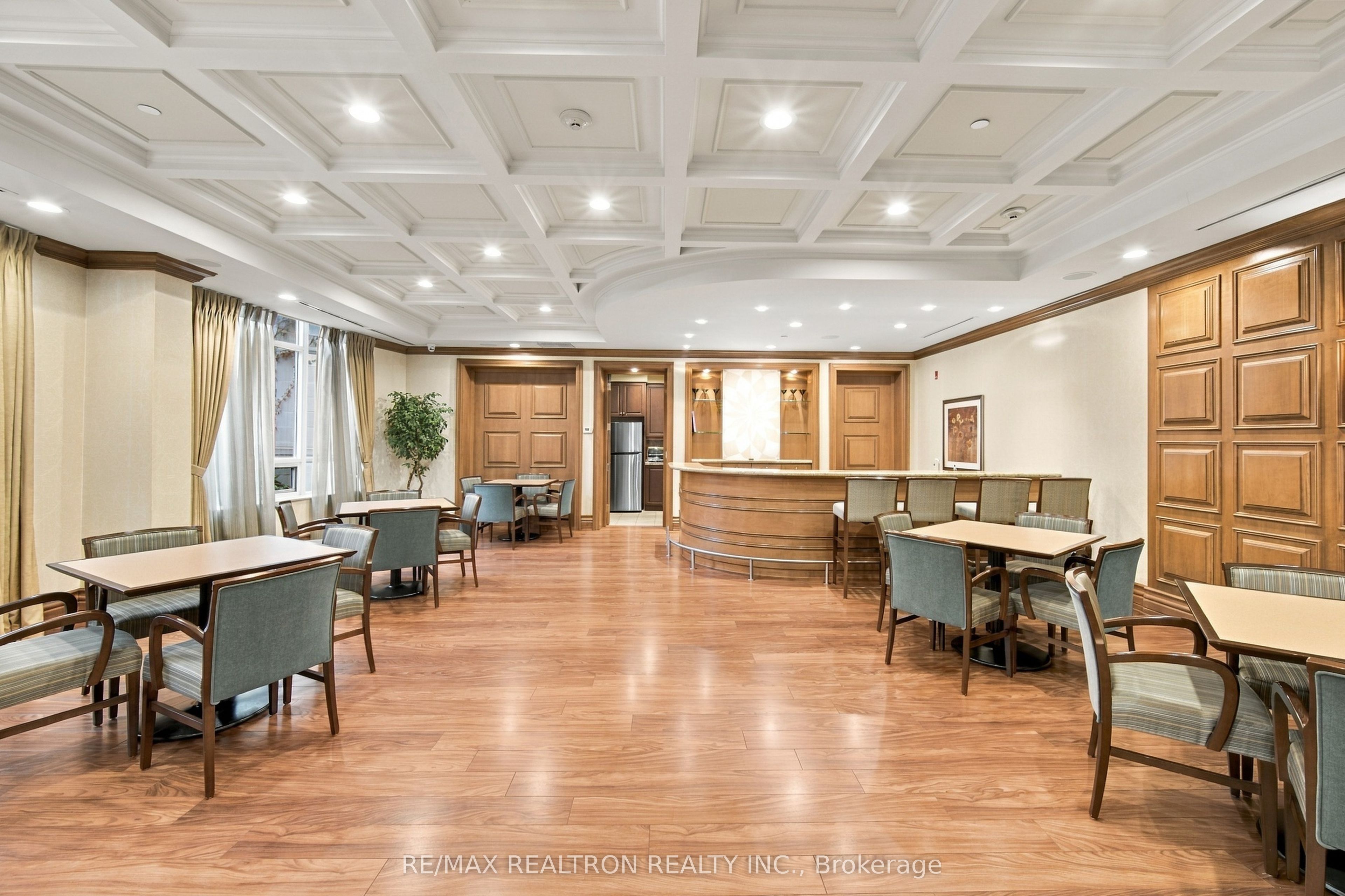 10101 Yonge Street 702 Property Photo 37
