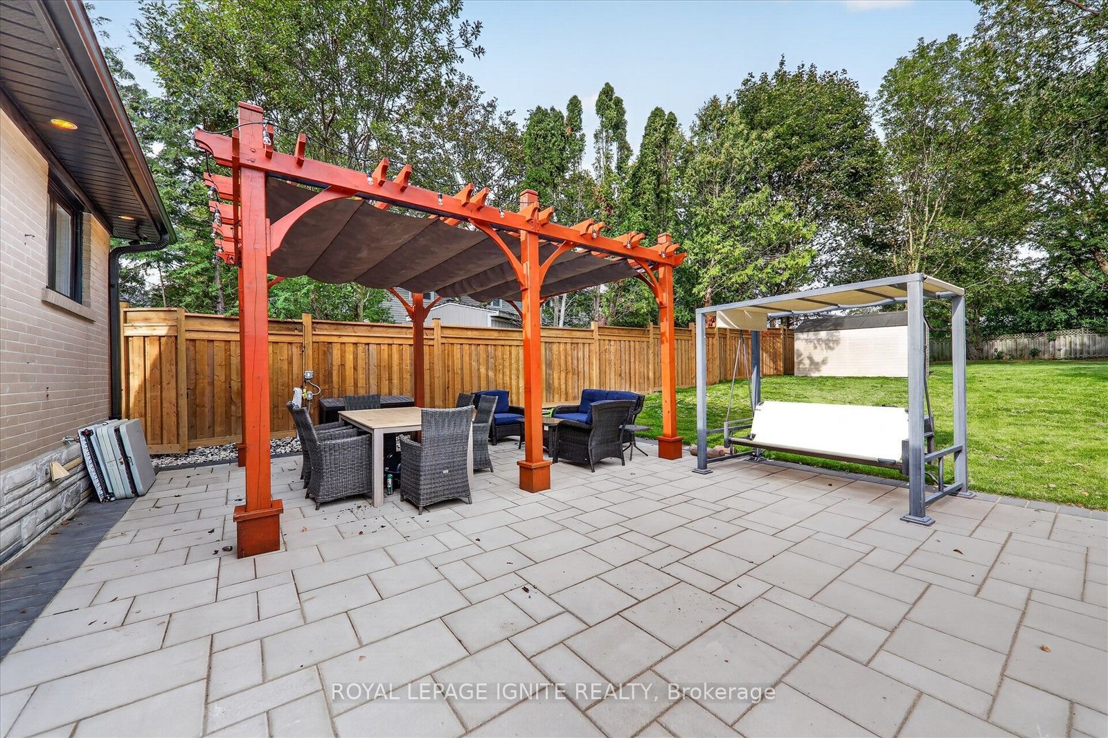 103 Baker Street Main Property Photo 34
