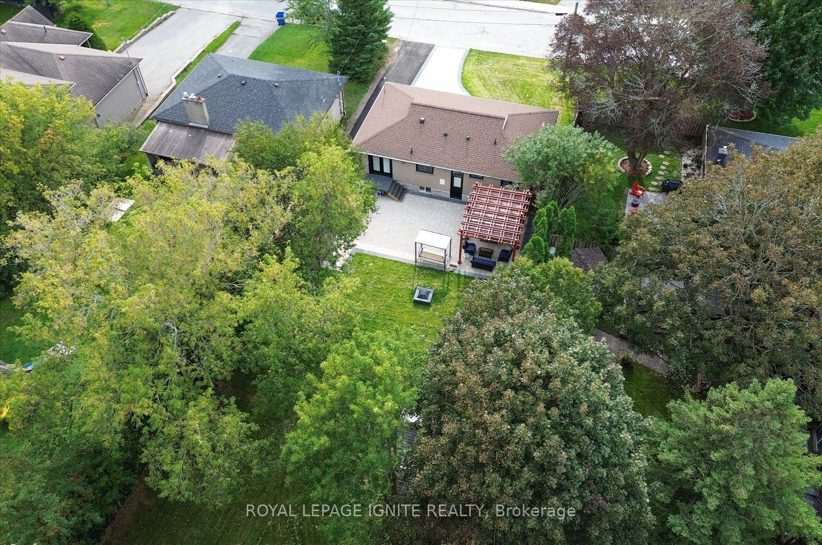 103 Baker Street Main Property Photo 36