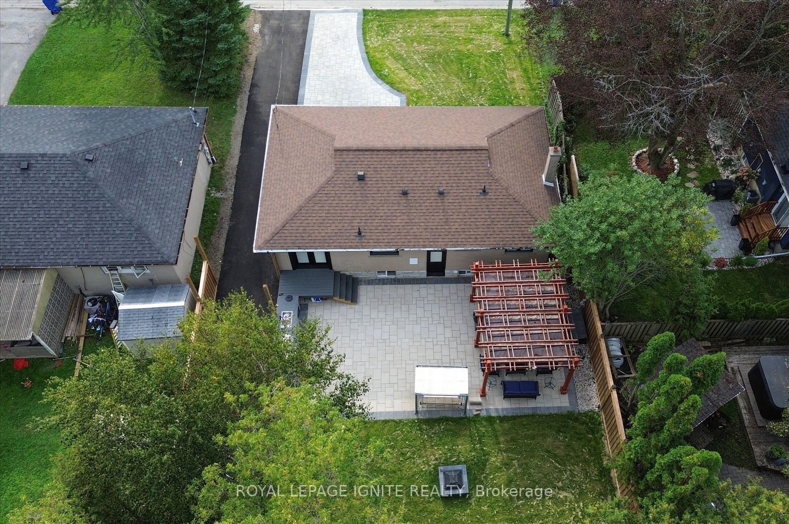 103 Baker Street Main Property Photo 37